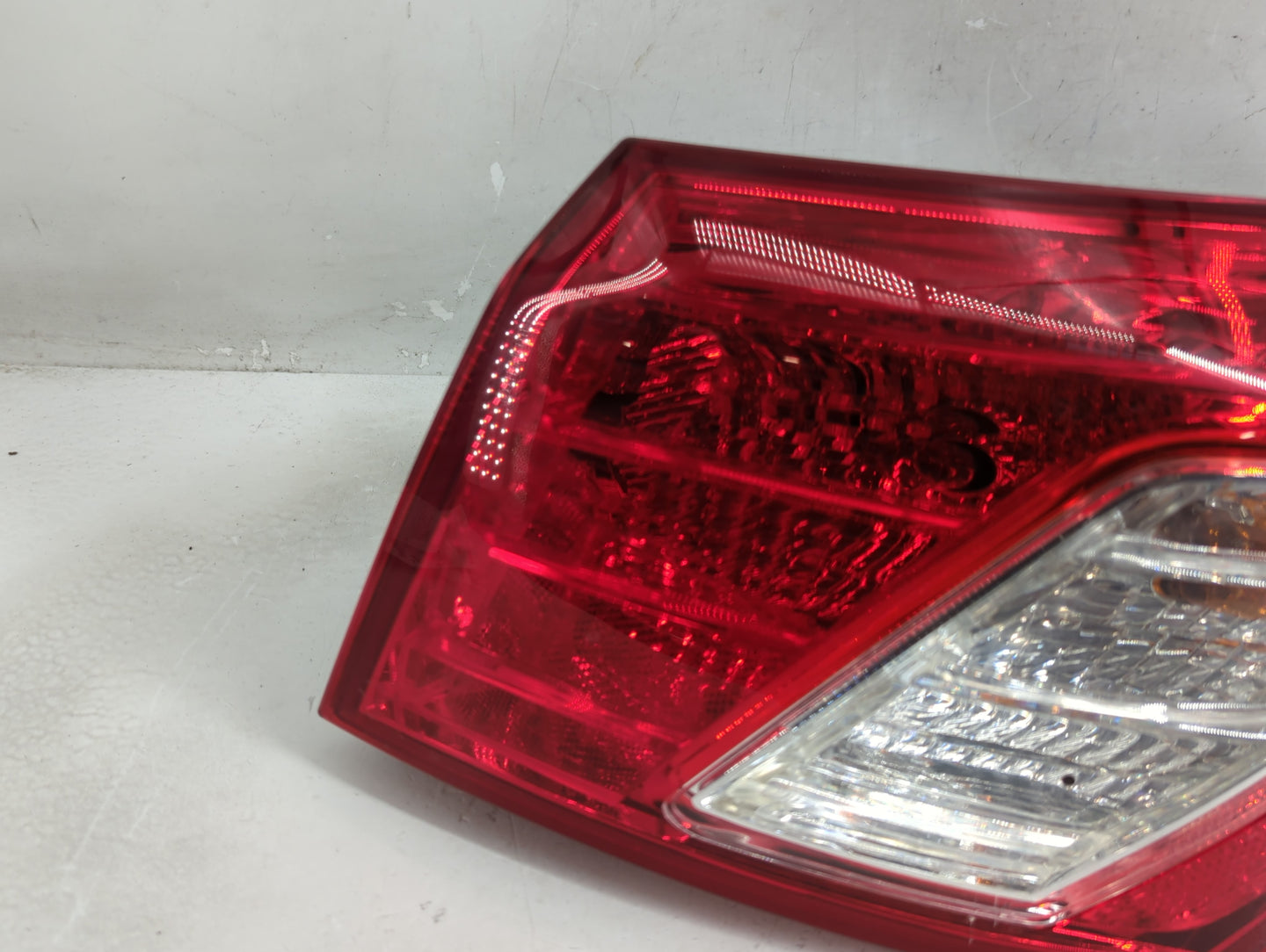 2007-2009 Lexus Es350 Tail Light Assembly Passenger Right OEM Fits Fits 2007 2008 2009 OEM Used Auto Parts - Oemusedautopart