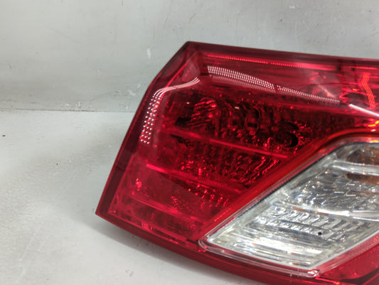 2007-2009 Lexus Es350 Tail Light Assembly Passenger Right OEM Fits Fits 2007 2008 2009 OEM Used Auto Parts