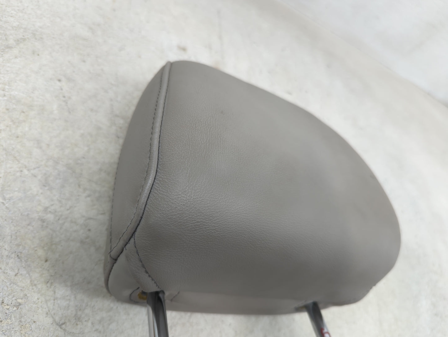 2007-2009 Lexus Es350 Headrest Head Rest Front Driver Passenger Seat Fits Fits 2007 2008 2009 OEM Used Auto Parts - Oemuseda