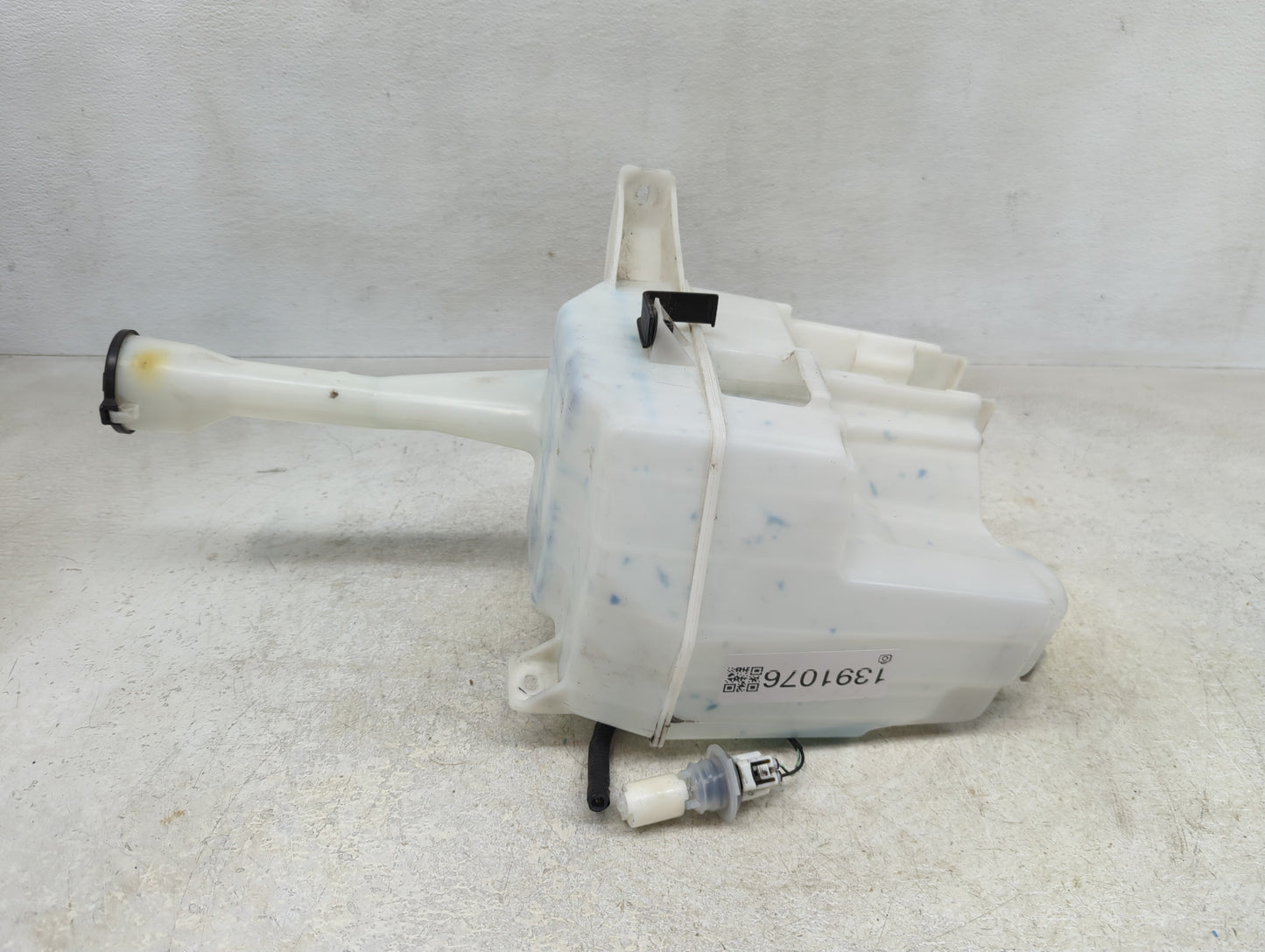 2007-2012 Lexus Es350 Windshield Washer Fluid Reservoir Bottle Oem - Oemusedautoparts1.com