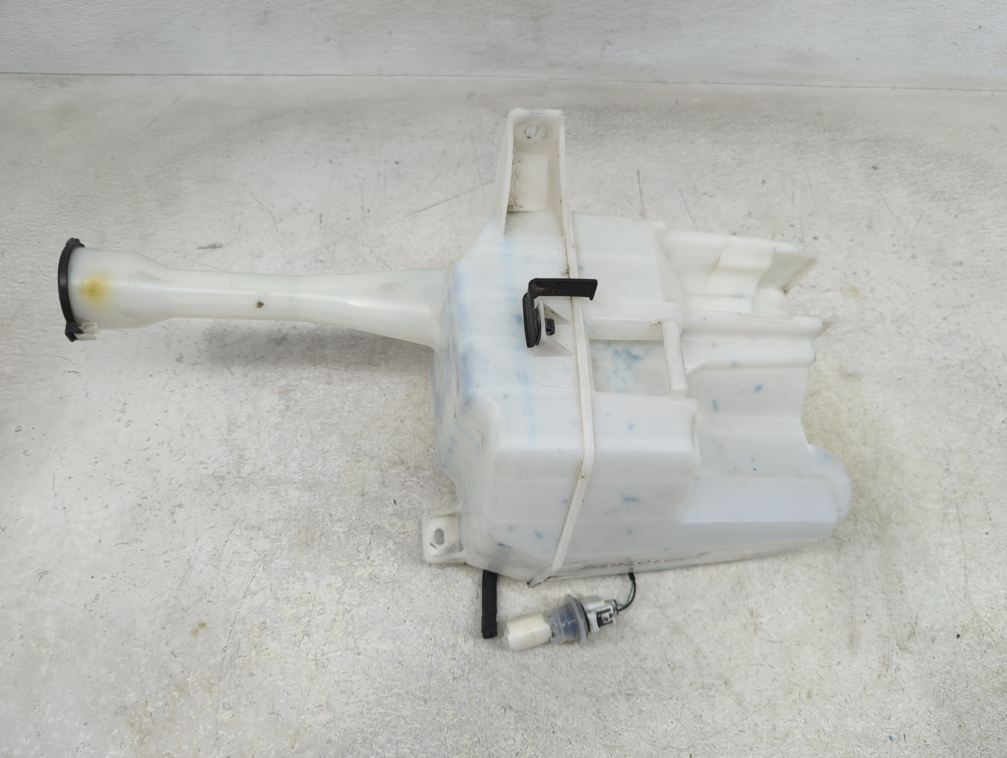 2007-2012 Lexus Es350 Windshield Washer Fluid Reservoir Bottle Oem - Oemusedautoparts1.com