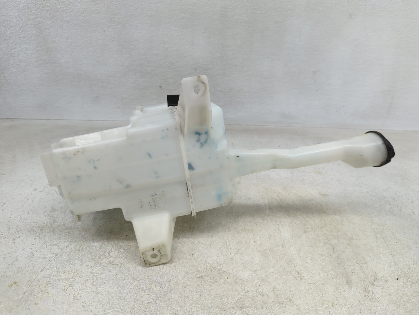 2007-2012 Lexus Es350 Windshield Washer Fluid Reservoir Bottle Oem - Oemusedautoparts1.com