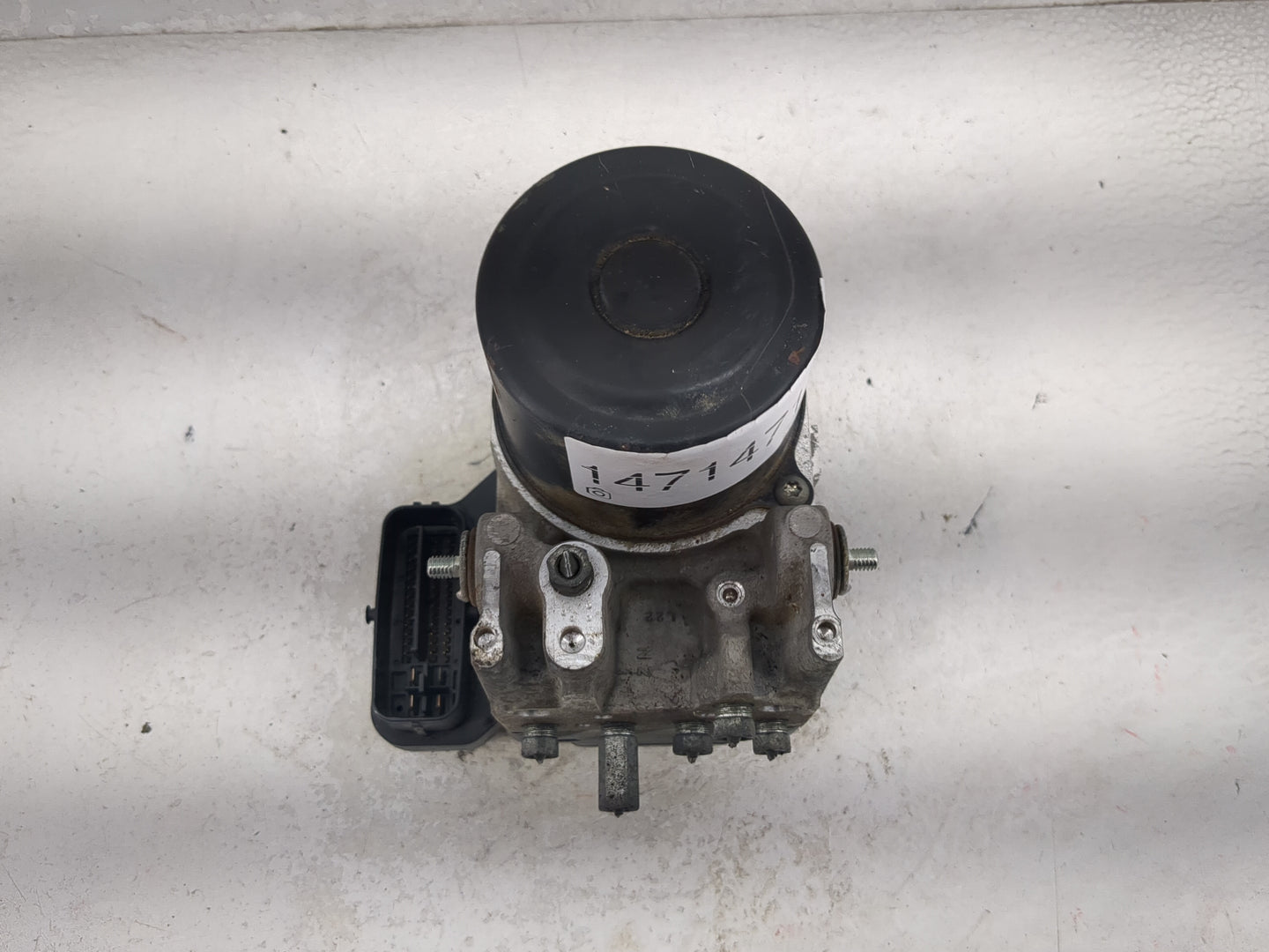 2009 Lexus Es350 ABS Pump Control Module Replacement P/N:44-33220 41-33130, 3800-8340 Fits OEM Used Auto Parts - Oemusedauto