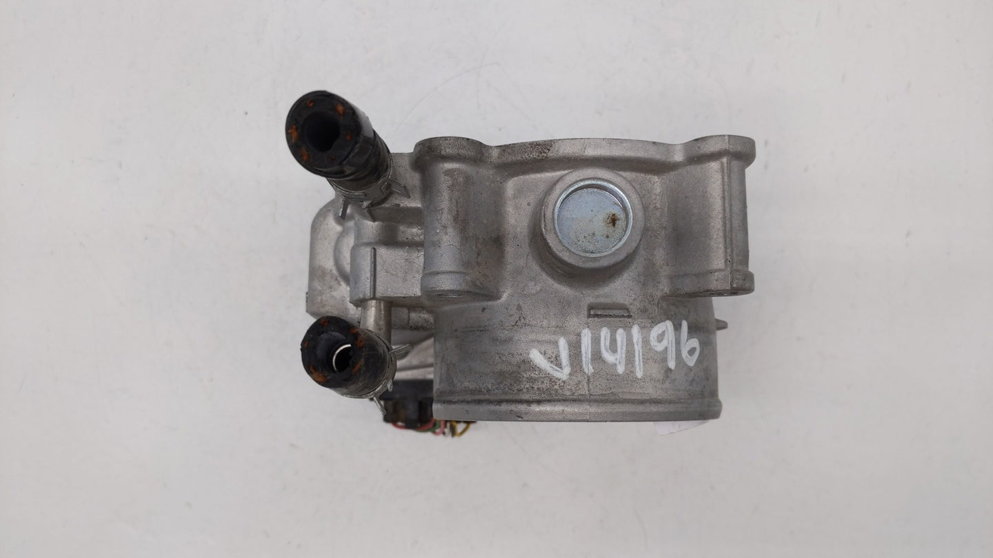 2007-2018 Lexus Es350 Throttle Body P/N:22030-0P050 22030-31030 Fits OEM Used Auto Parts - Oemusedautoparts1.com