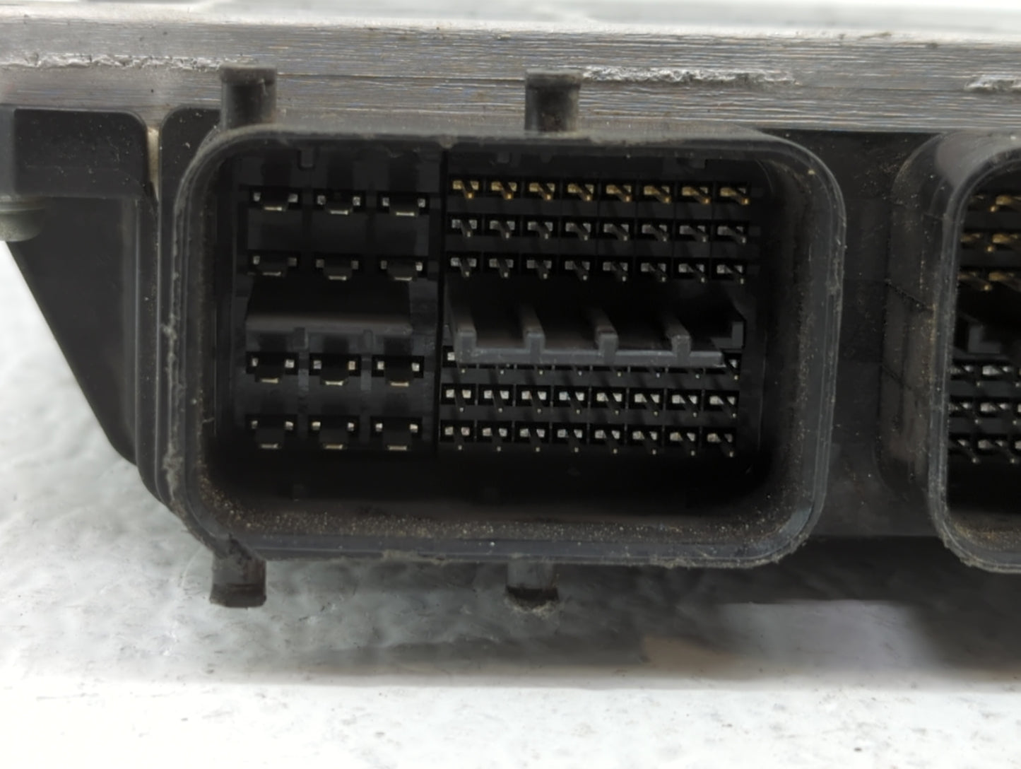 2008-2009 Lexus Es350 PCM Engine Control Computer ECU ECM PCU OEM P/N:89661-33E71 89661-33E70 Fits Fits 2008 2009 OEM Used A