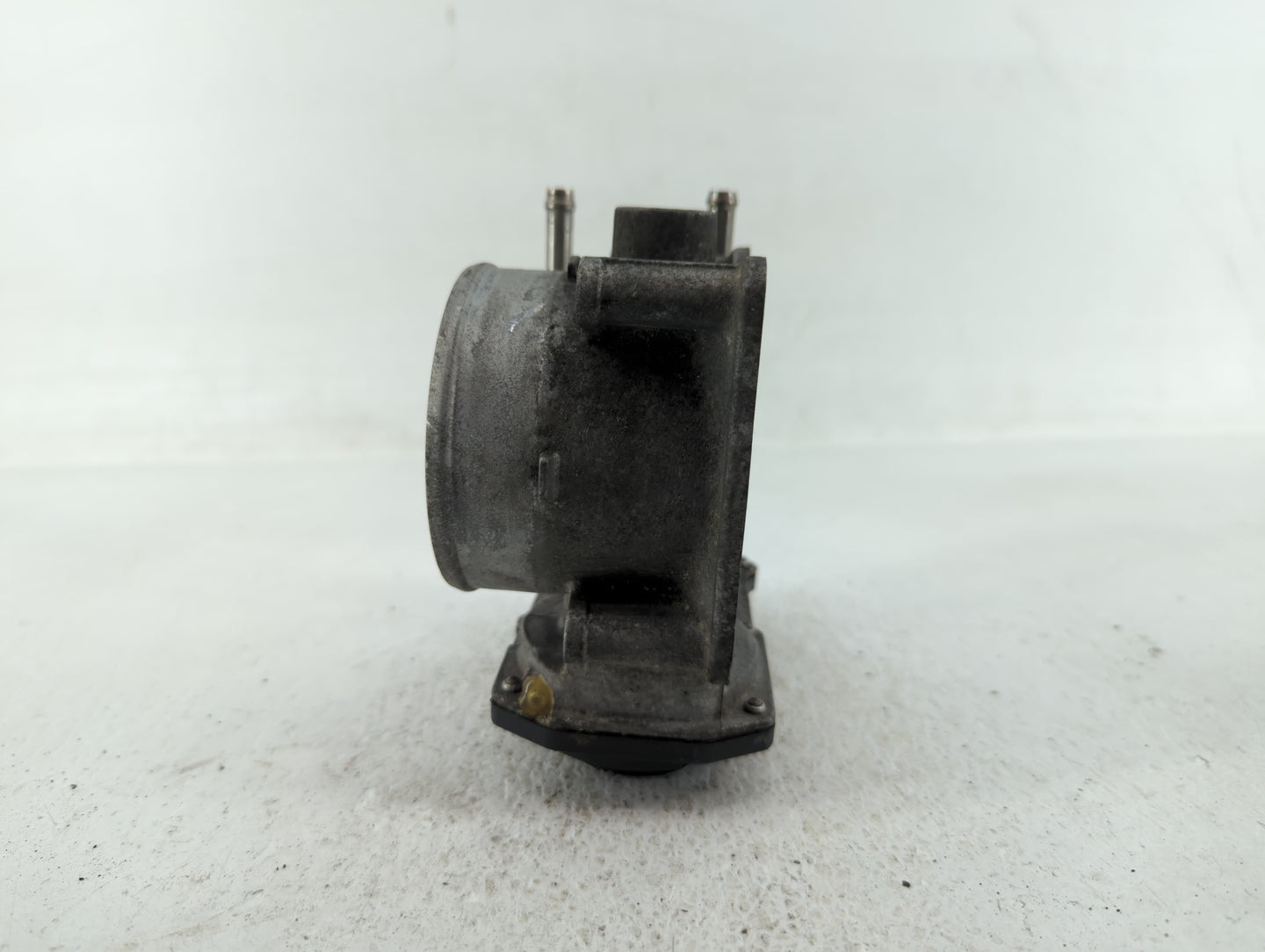 2007-2018 Lexus Es350 Throttle Body P/N:22030-0P050 22030-31030 Fits OEM Used Auto Parts - Oemusedautoparts1.com