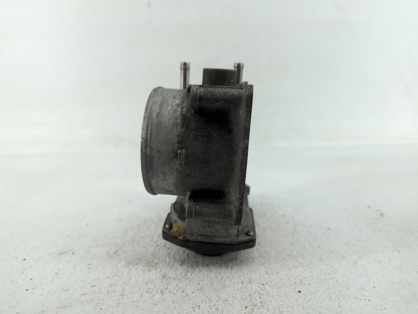 2007-2018 Lexus Es350 Throttle Body P/N:22030-0P050 22030-31030 Fits OEM Used Auto Parts - Oemusedautoparts1.com