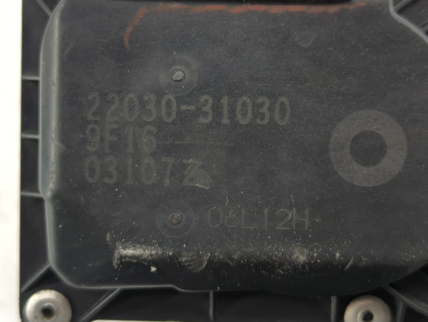 2007-2018 Lexus Es350 Throttle Body P/N:22030-0P050 22030-31030 Fits OEM Used Auto Parts - Oemusedautoparts1.com