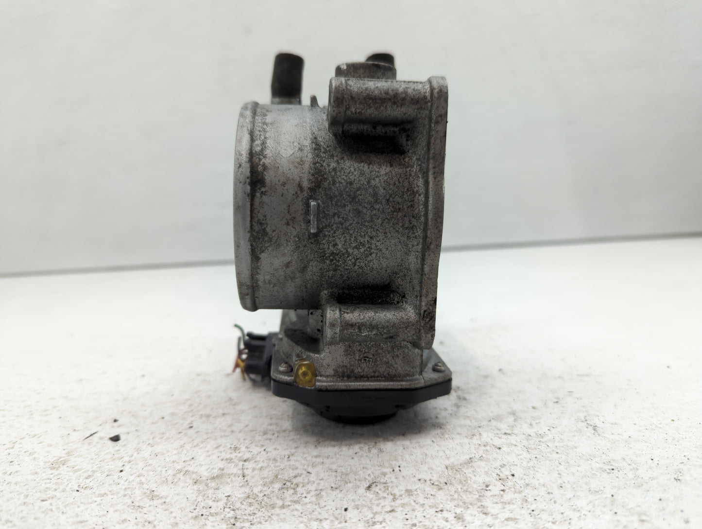 2007-2018 Lexus Es350 Throttle Body P/N:22030-31030 Fits OEM Used Auto Parts - Oemusedautoparts1.com