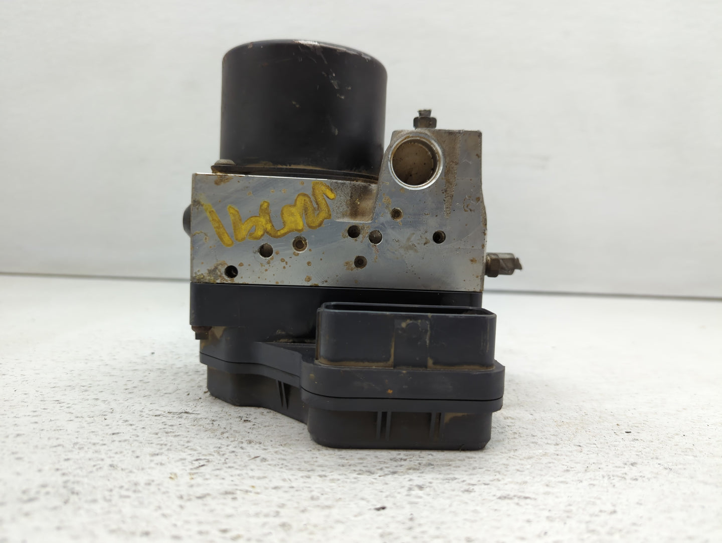 2009 Lexus Es350 ABS Pump Control Module Replacement Fits OEM Used Auto Parts - Oemusedautoparts1.com