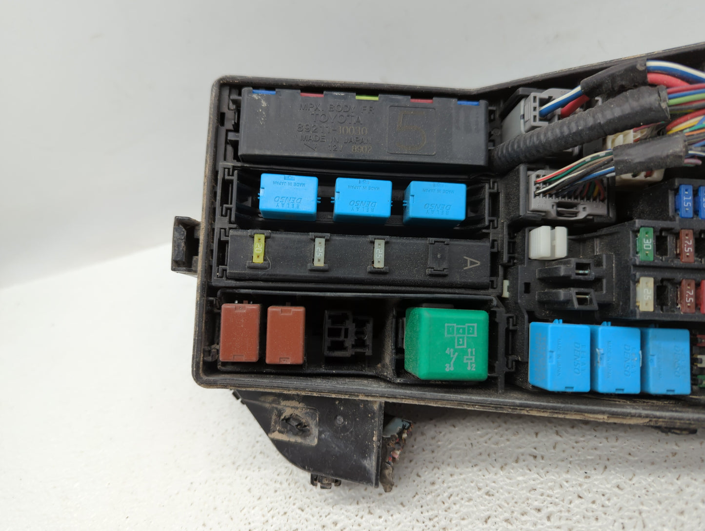2006 Lexus Gs300 Fusebox Fuse Box Panel Relay Module P/N:89211-30030 7154-8673-30 Fits OEM Used Auto Parts - Oemusedautopart