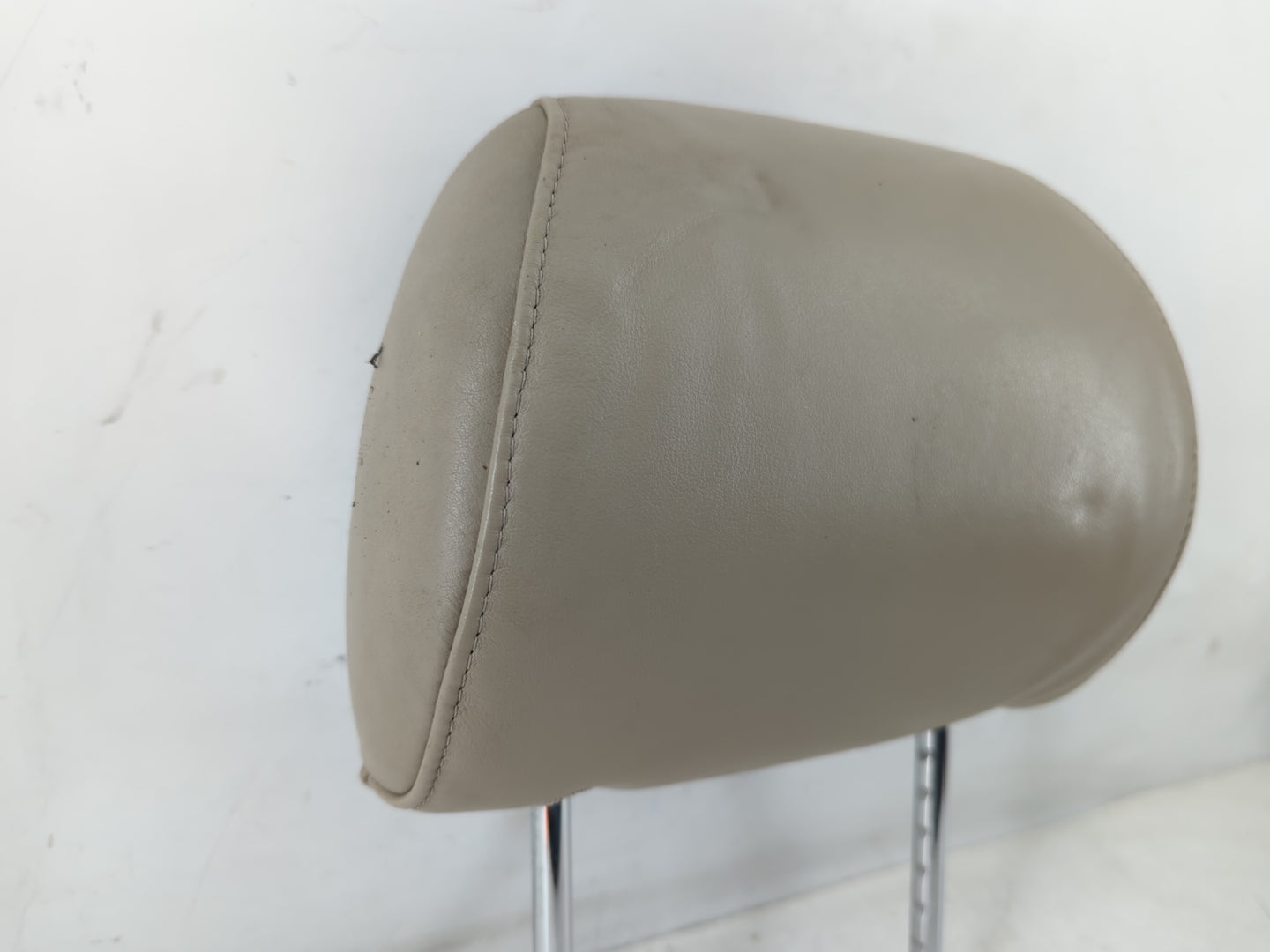2009 Lexus Gs300 Headrest Head Rest Front Driver Passenger Seat Fits OEM Used Auto Parts - Oemusedautoparts1.com