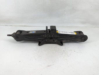 compare product 2009 Lexus Ls460 Spare Scissor Car Jack
