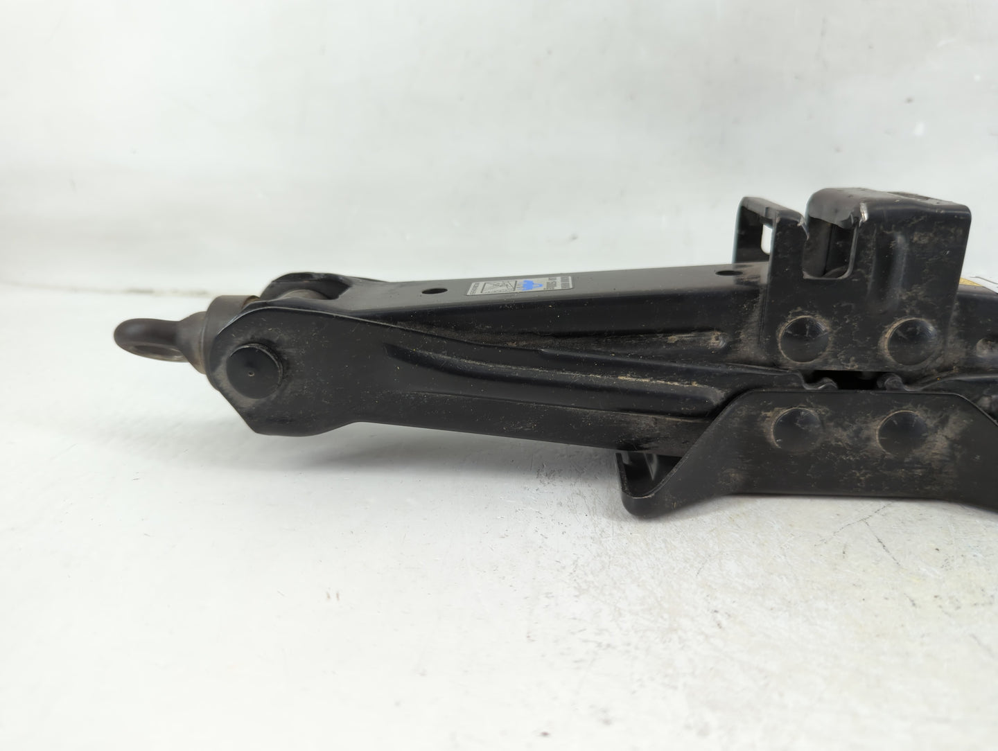 2009 Lexus Ls460 Spare Scissor Car Jack - Oemusedautoparts1.com