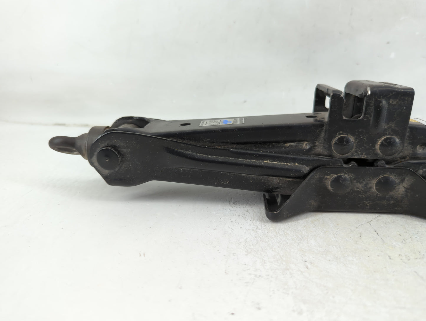 2009 Lexus Ls460 Spare Scissor Car Jack - Oemusedautoparts1.com