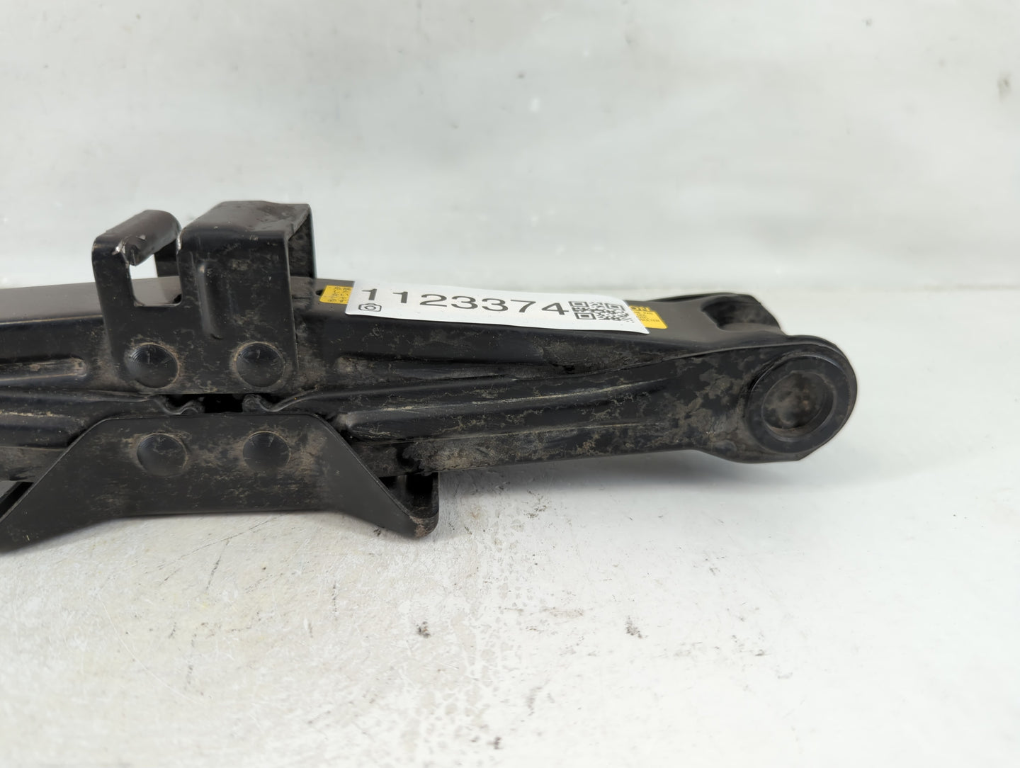2009 Lexus Ls460 Spare Scissor Car Jack - Oemusedautoparts1.com