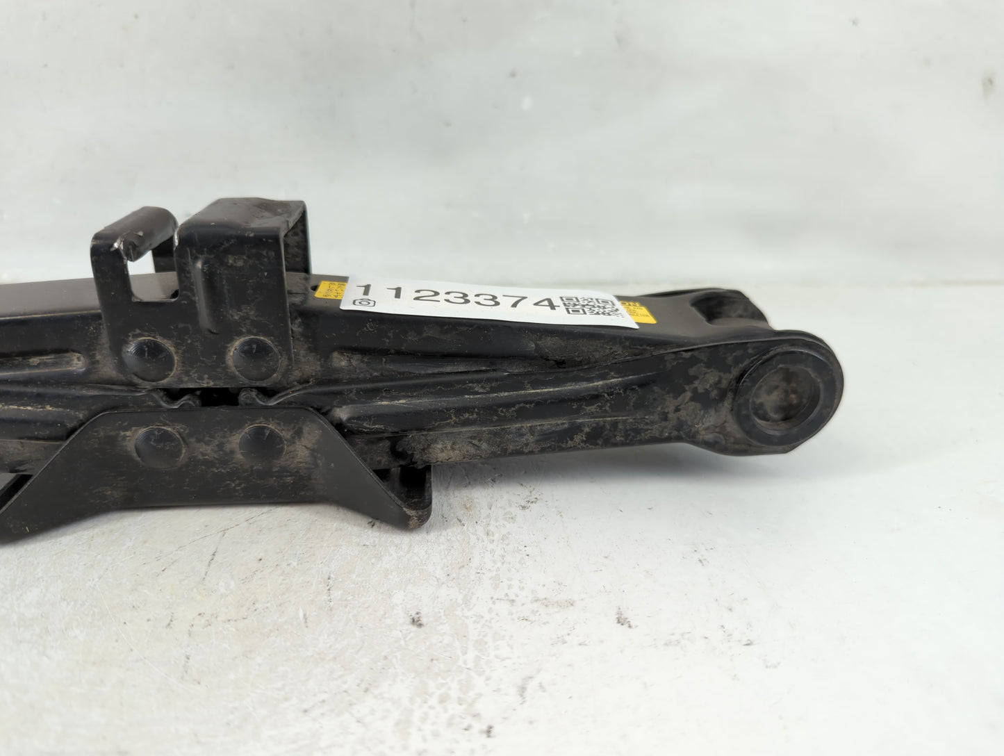 2009 Lexus Ls460 Spare Scissor Car Jack - Oemusedautoparts1.com
