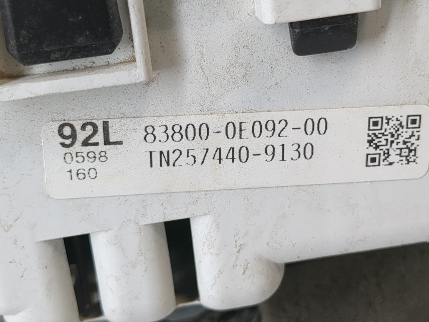 2008-2009 Lexus Rx350 Instrument Cluster Speedometer Gauges P/N:83800-0E092 Fits Fits 2008 2009 OEM Used Auto Parts - Oemuse