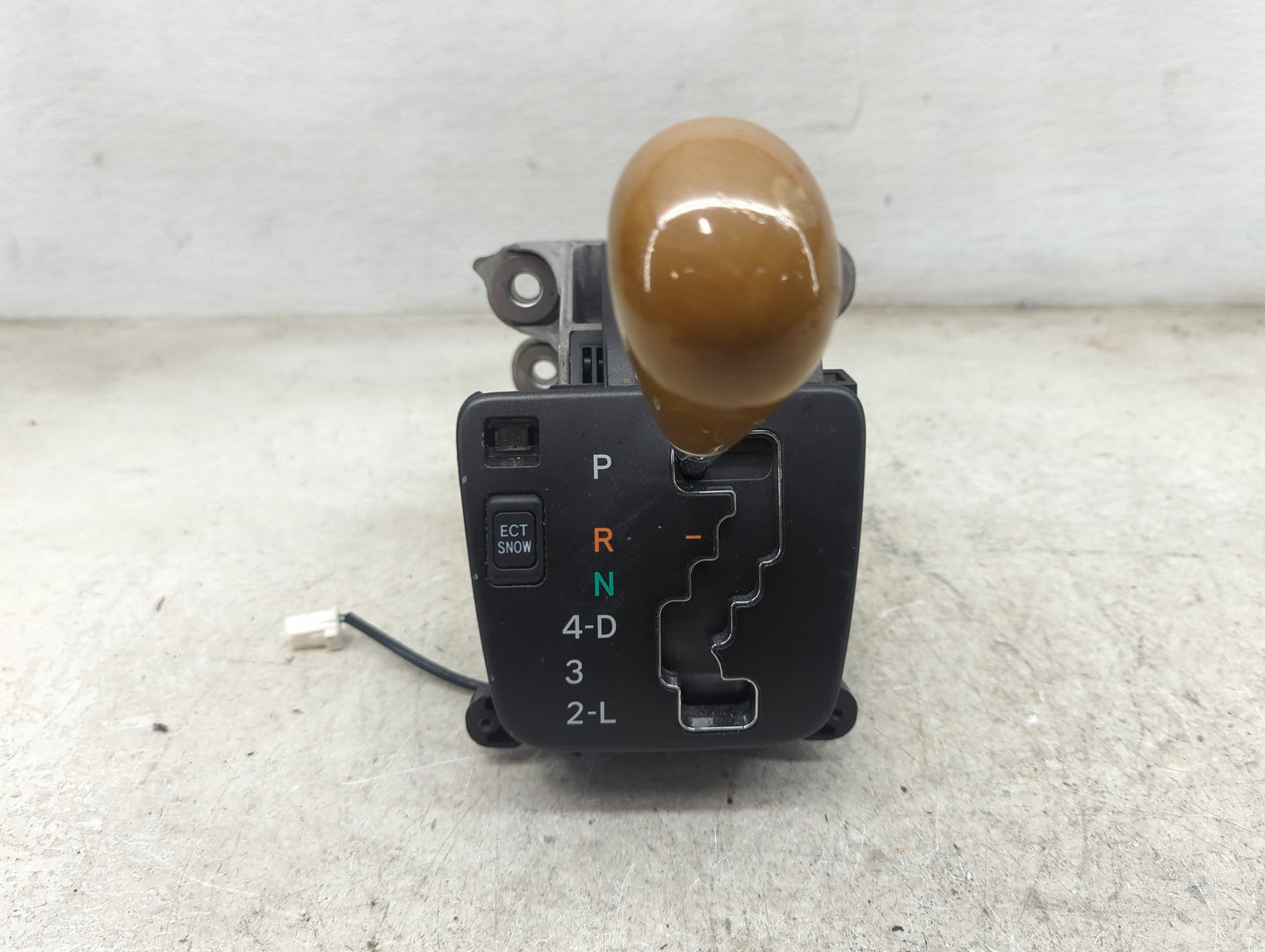 2009 Lexus Rx350 Floor Console Assembly Shifter - Oemusedautoparts1.com