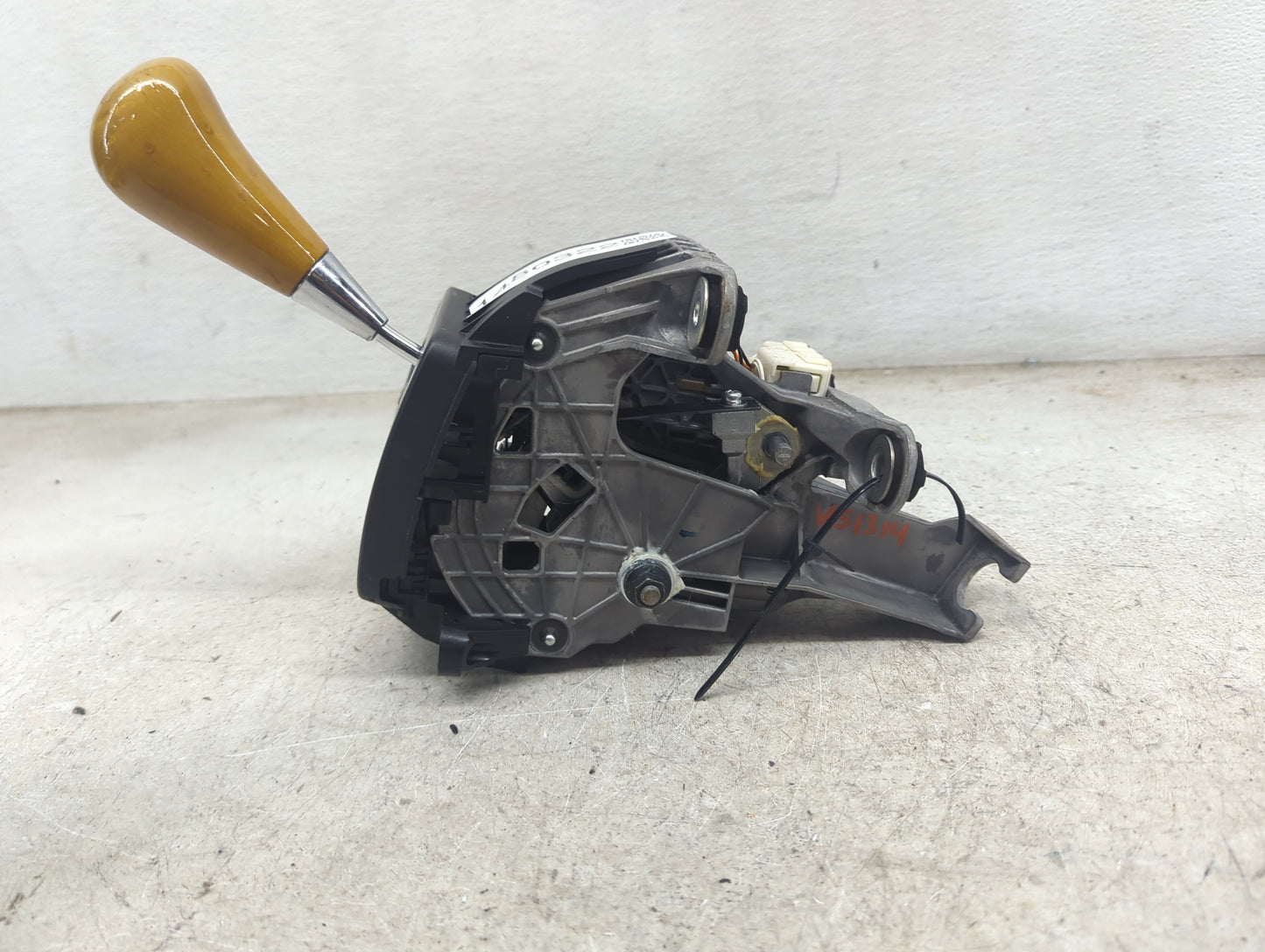 2009 Lexus Rx350 Floor Console Assembly Shifter - Oemusedautoparts1.com