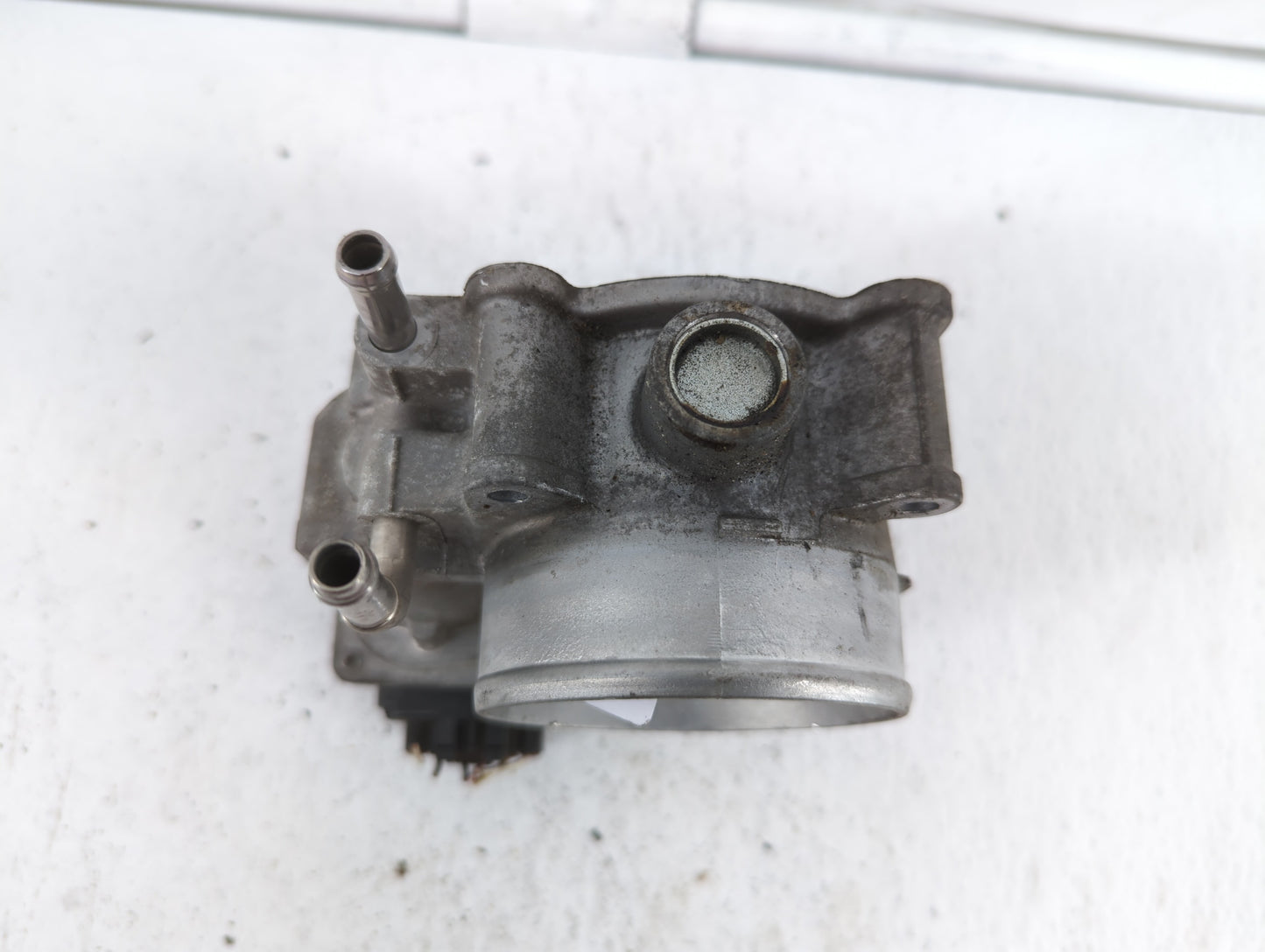 2007-2015 Lexus Rx350 Throttle Body P/N:22030-0P050 22030-31030 Fits OEM Used Auto Parts - Oemusedautoparts1.com