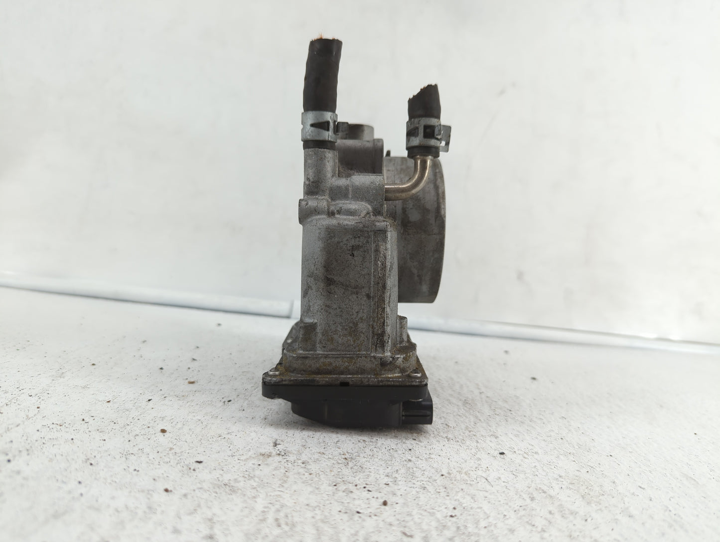 2007-2015 Lexus Rx350 Throttle Body P/N:22030-0P050 22030-31030 Fits OEM Used Auto Parts - Oemusedautoparts1.com