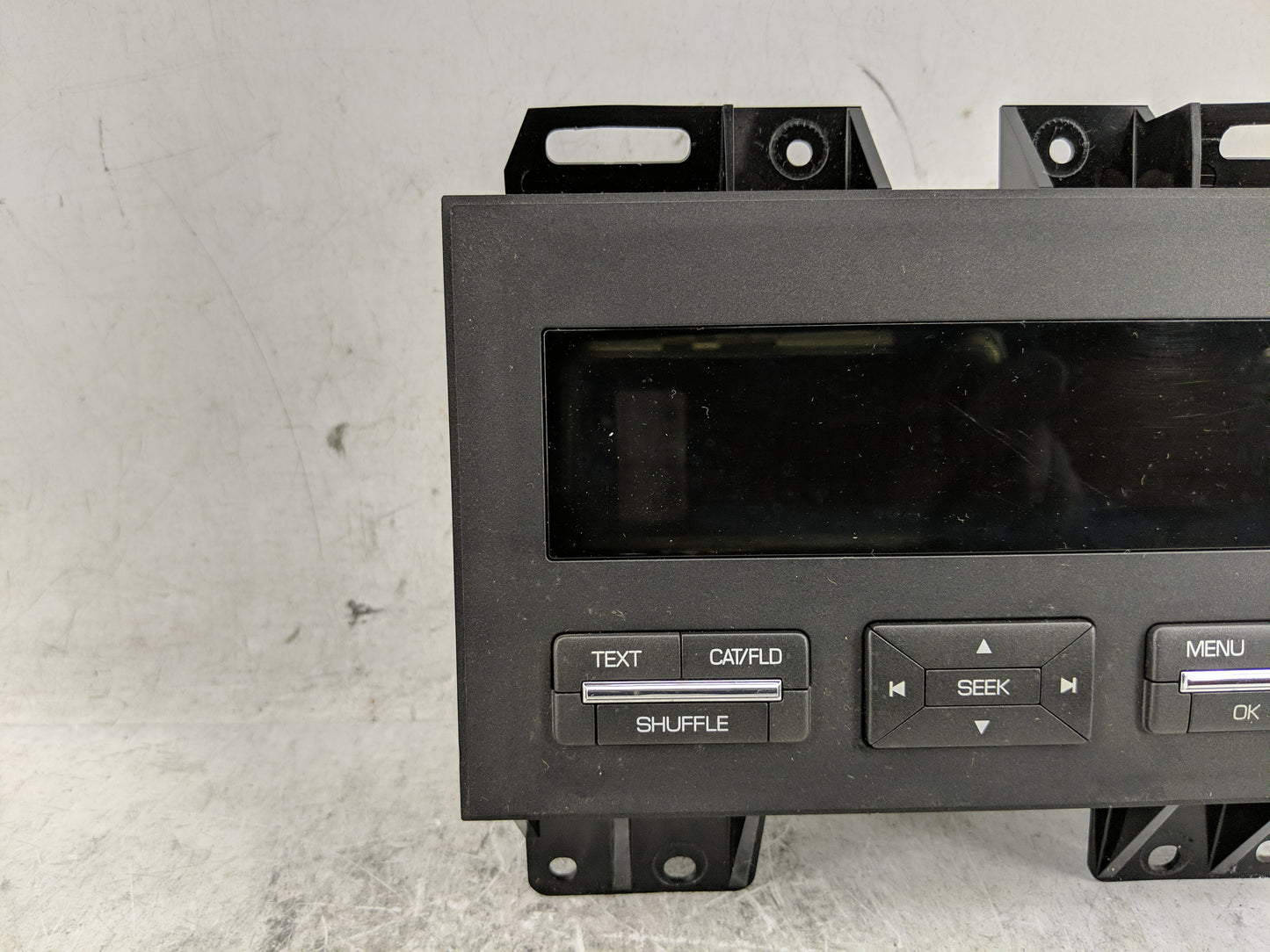 2009 Lincoln Mks Radio AM FM Cd Player Receiver Replacement P/N:8A5T-19C116-AM Fits OEM Used Auto Parts - Oemusedautoparts1.