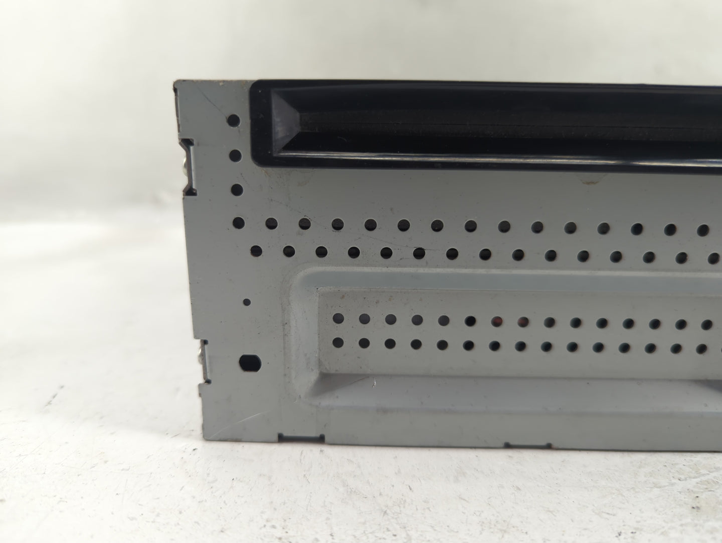 2009 Lincoln Mks Radio AM FM Cd Player Receiver Replacement P/N:NAU-4201 Fits OEM Used Auto Parts - Oemusedautoparts1.com
