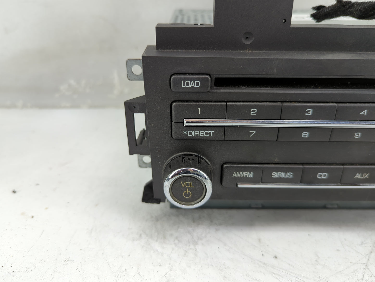 2009 Lincoln Mks Radio AM FM Cd Player Receiver Replacement P/N:8A5T-18C815-AG38N8 Fits OEM Used Auto Parts - Oemusedautopar