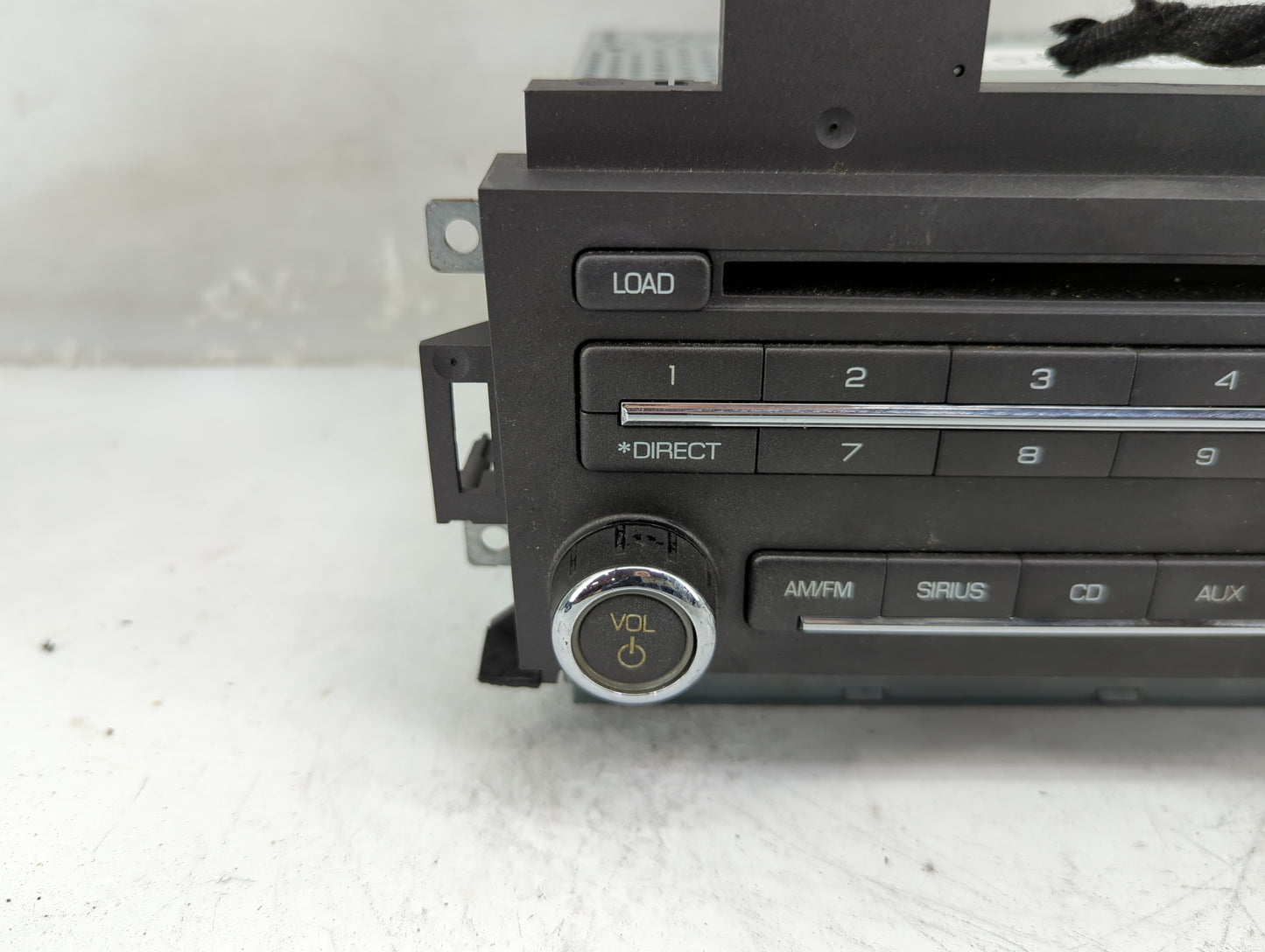 2009 Lincoln Mks Radio AM FM Cd Player Receiver Replacement P/N:8A5T-18C815-AG38N8 Fits OEM Used Auto Parts - Oemusedautopar