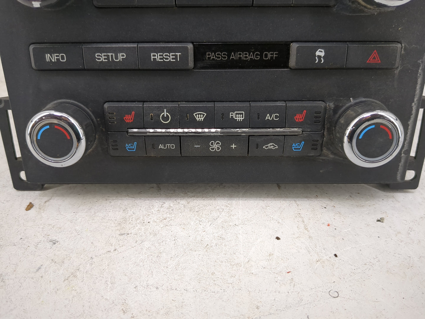 2009-2009 Lincoln Mks Radio Control Panel - Oemusedautoparts1.com