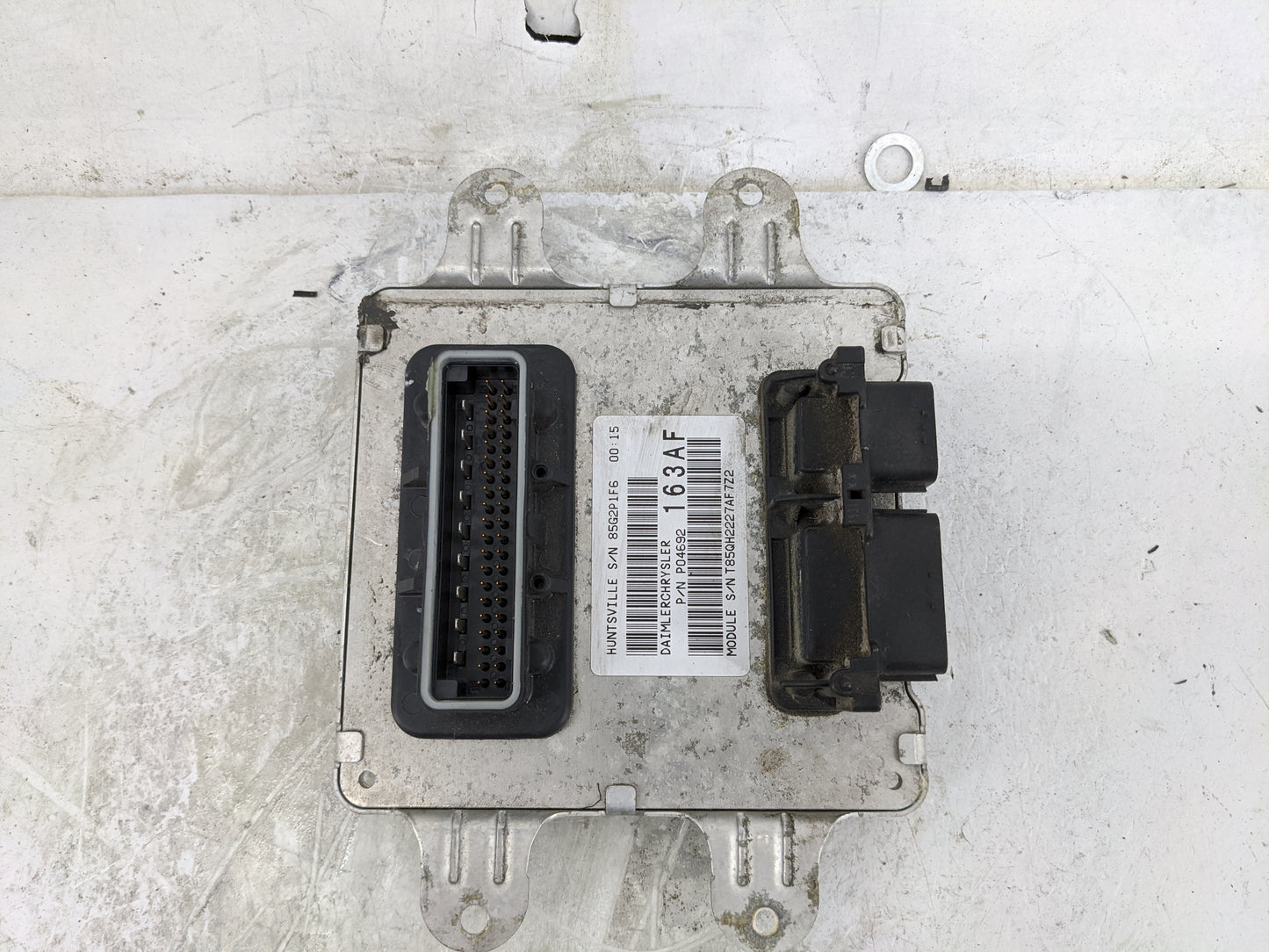 2009 Lincoln Mks PCM Engine Control Computer ECU ECM PCU OEM P/N:P04692163AF P04692160AF, T85QH2227AF722, 85G2P1F6 Fits OEM 