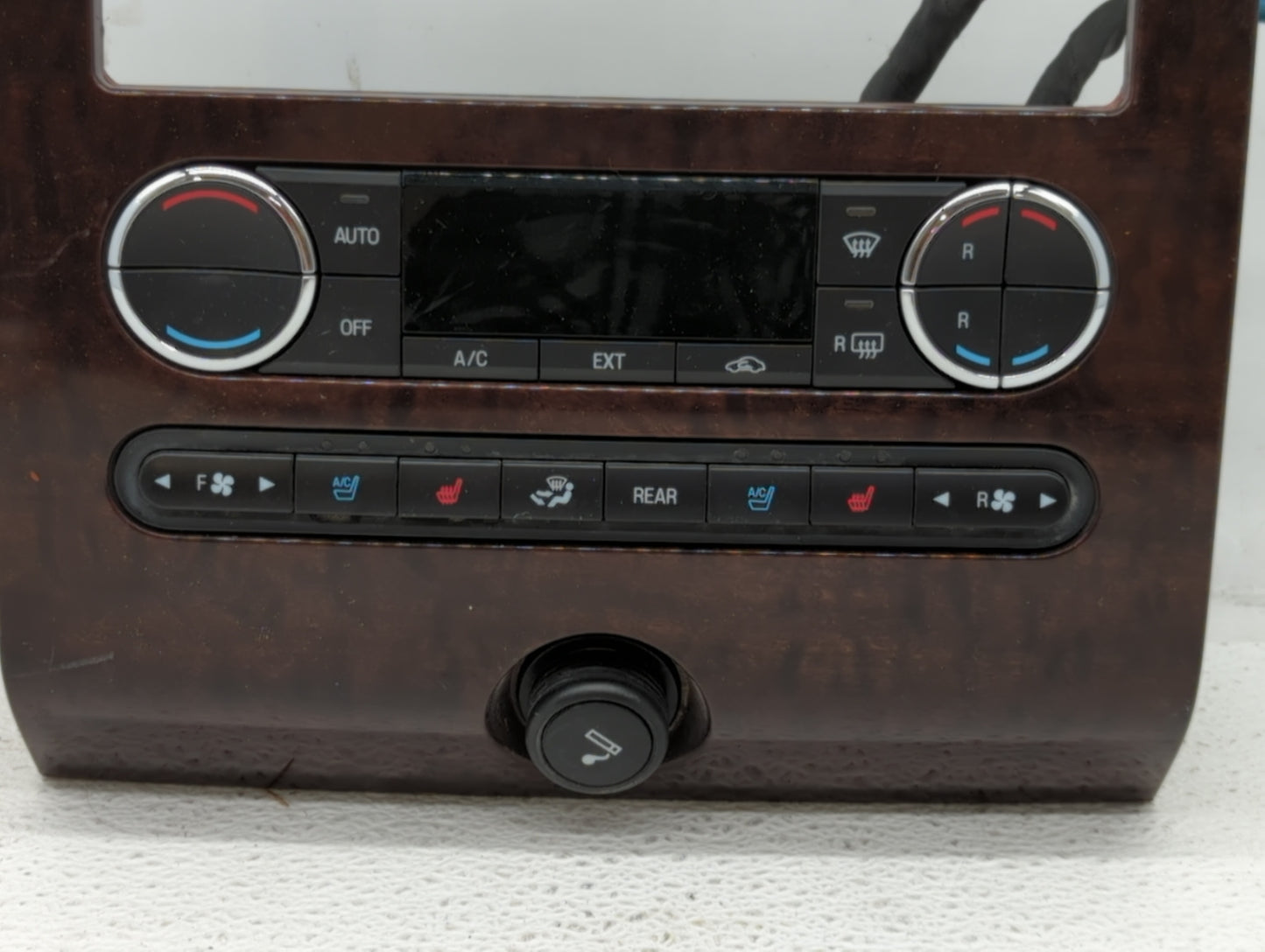 2009 Lincoln Mks Climate Control Module Temperature AC/Heater Replacement P/N:18C612-ENMHA Fits OEM Used Auto Parts - Oemuse