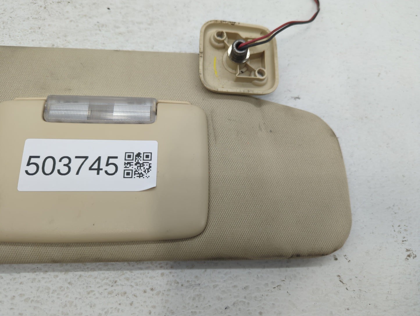2009 Lincoln Mks Sun Visor Shade Replacement Passenger Right Mirror Fits OEM Used Auto Parts - Oemusedautoparts1.com
