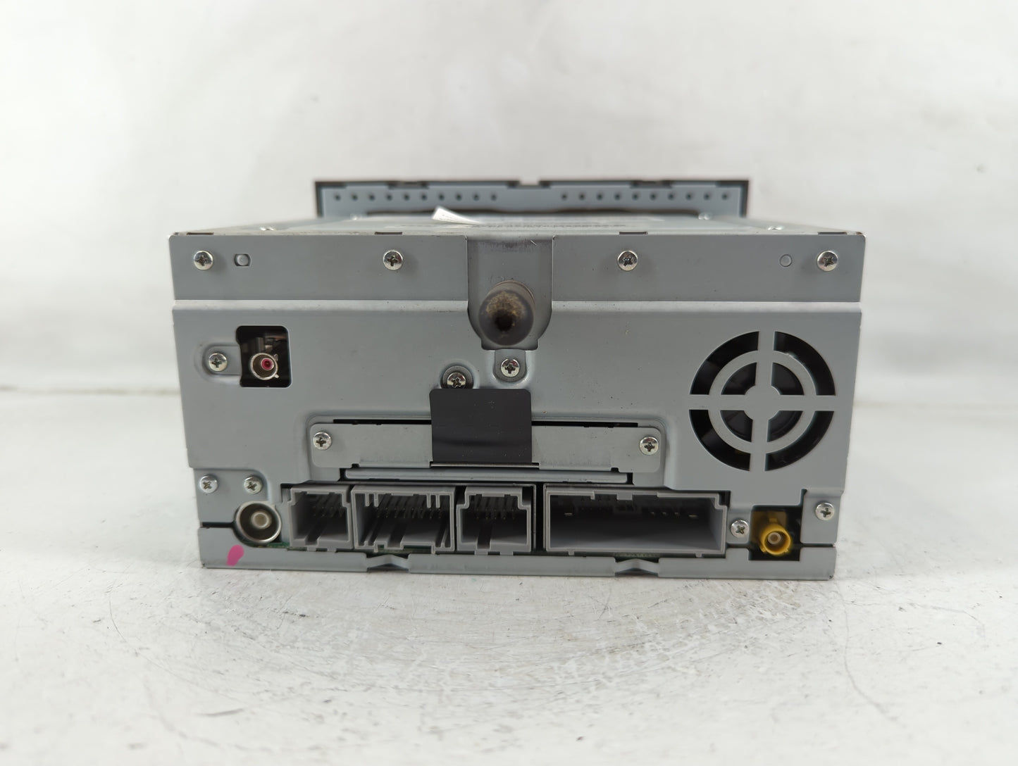 2009 Lincoln Mkx Radio AM FM Cd Player Receiver Replacement Fits OEM Used Auto Parts - Oemusedautoparts1.com