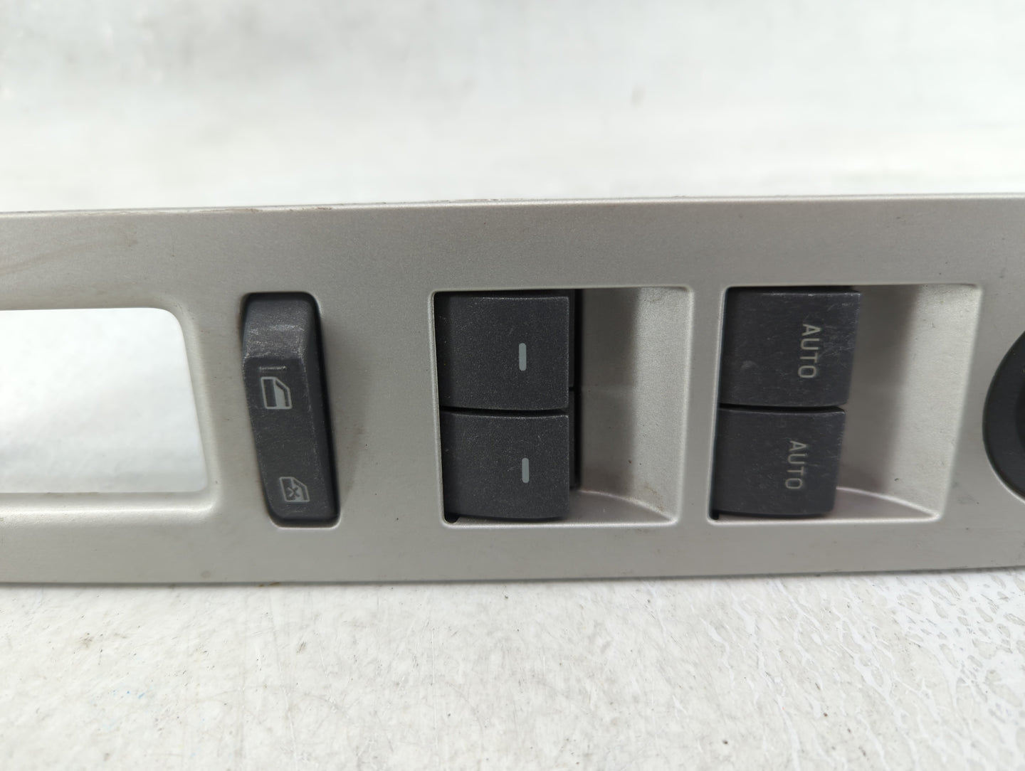 2008-2010 Lincoln Mkx Master Power Window Switch Replacement Driver Side Left P/N:8A1T-14540-AAW Fits Fits 2008 2009 2010 OE