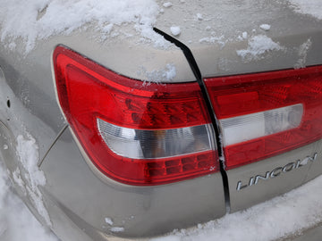 2007-2009 Lincoln Mkz Tail Light Assembly Driver Left OEM Fits Fits 2006 2007 2008 2009 OEM Used Auto Parts - Oemusedautopar