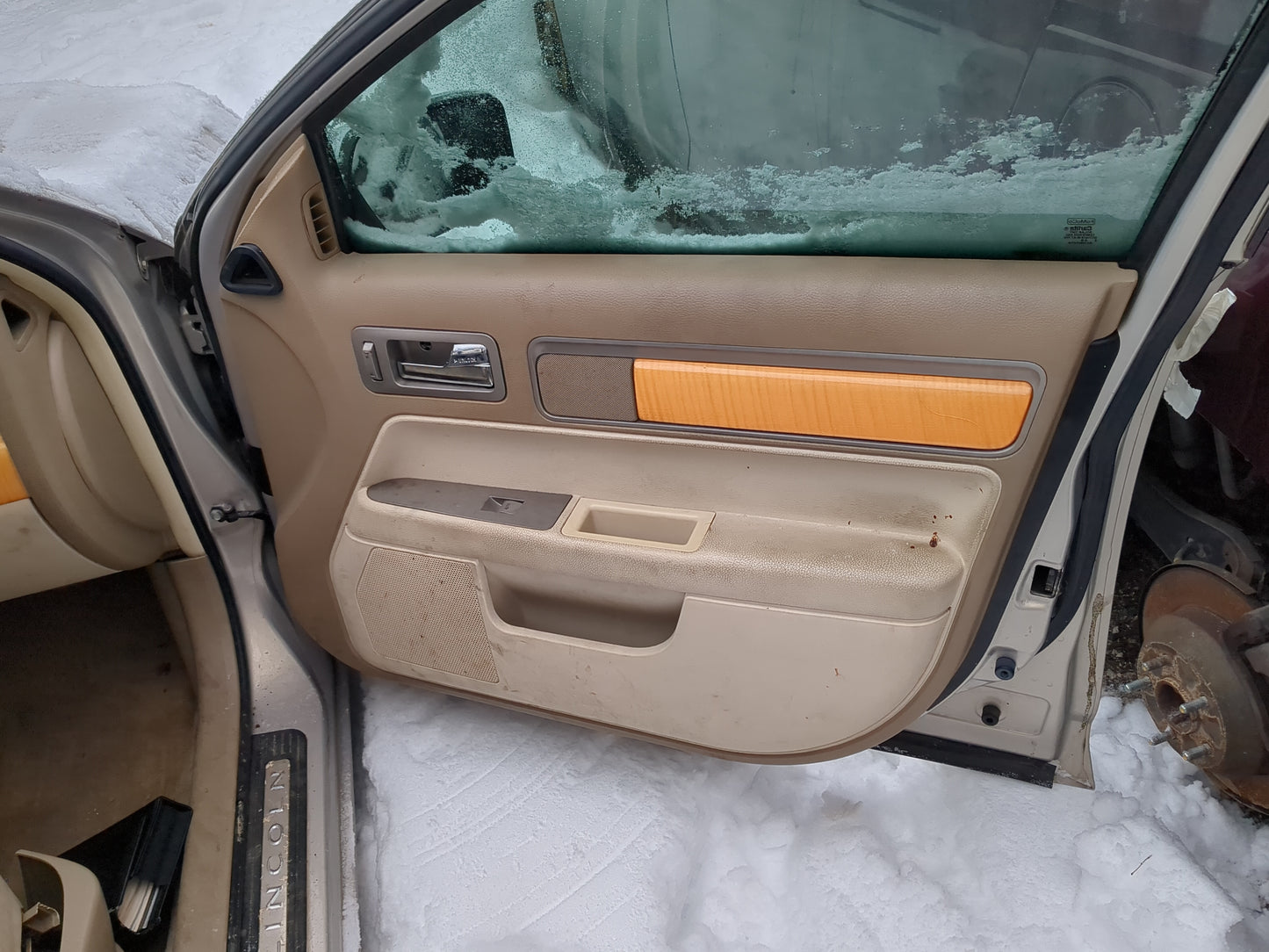 2009 Lincoln Mkz Front Right Passenger Interior Door Panel Trim - Oemusedautoparts1.com
