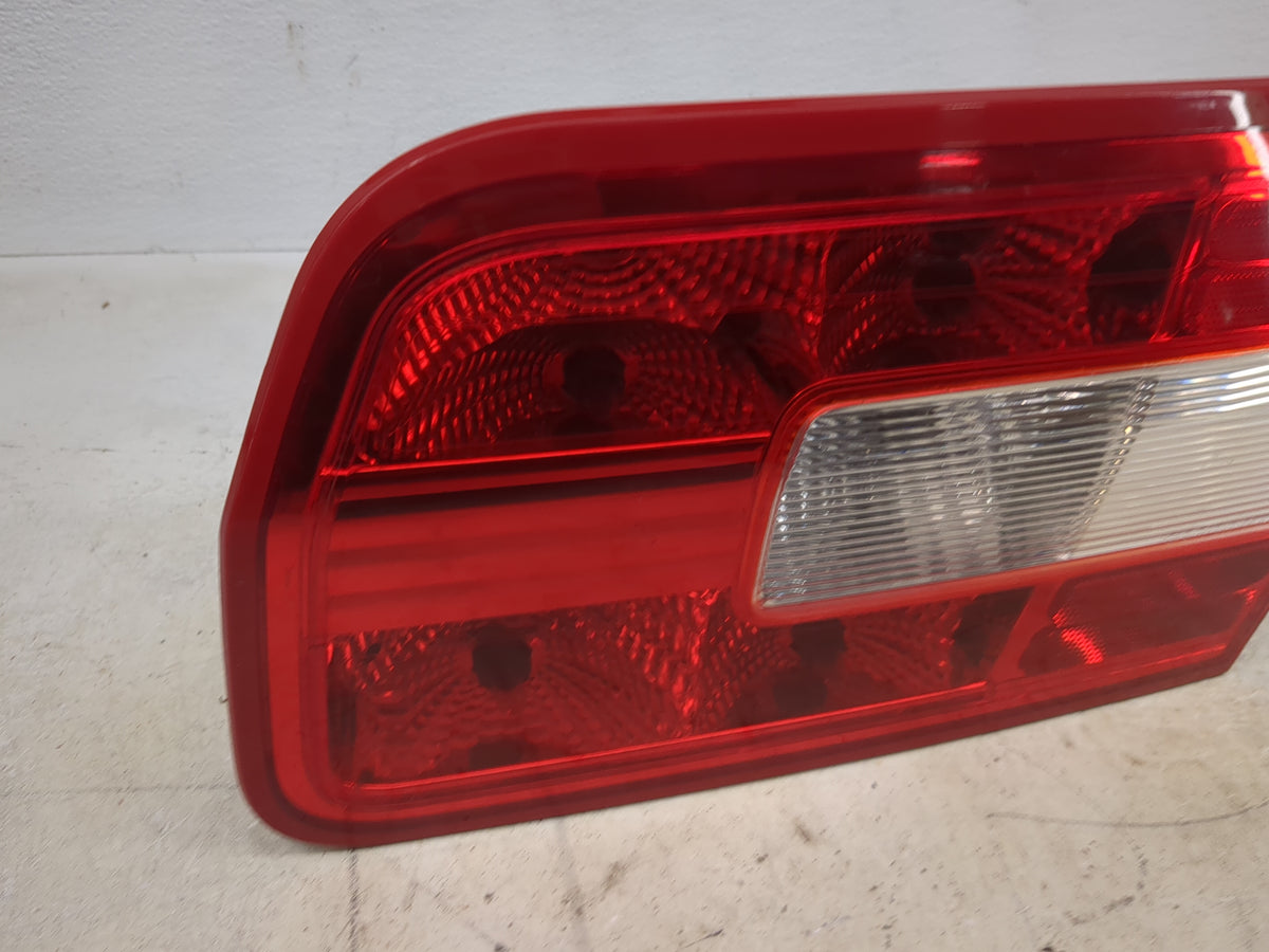 2007-2009 Lincoln Mkz Passenger Right Side Deck Lid Mounted Tail Light - Oemusedautoparts1.com