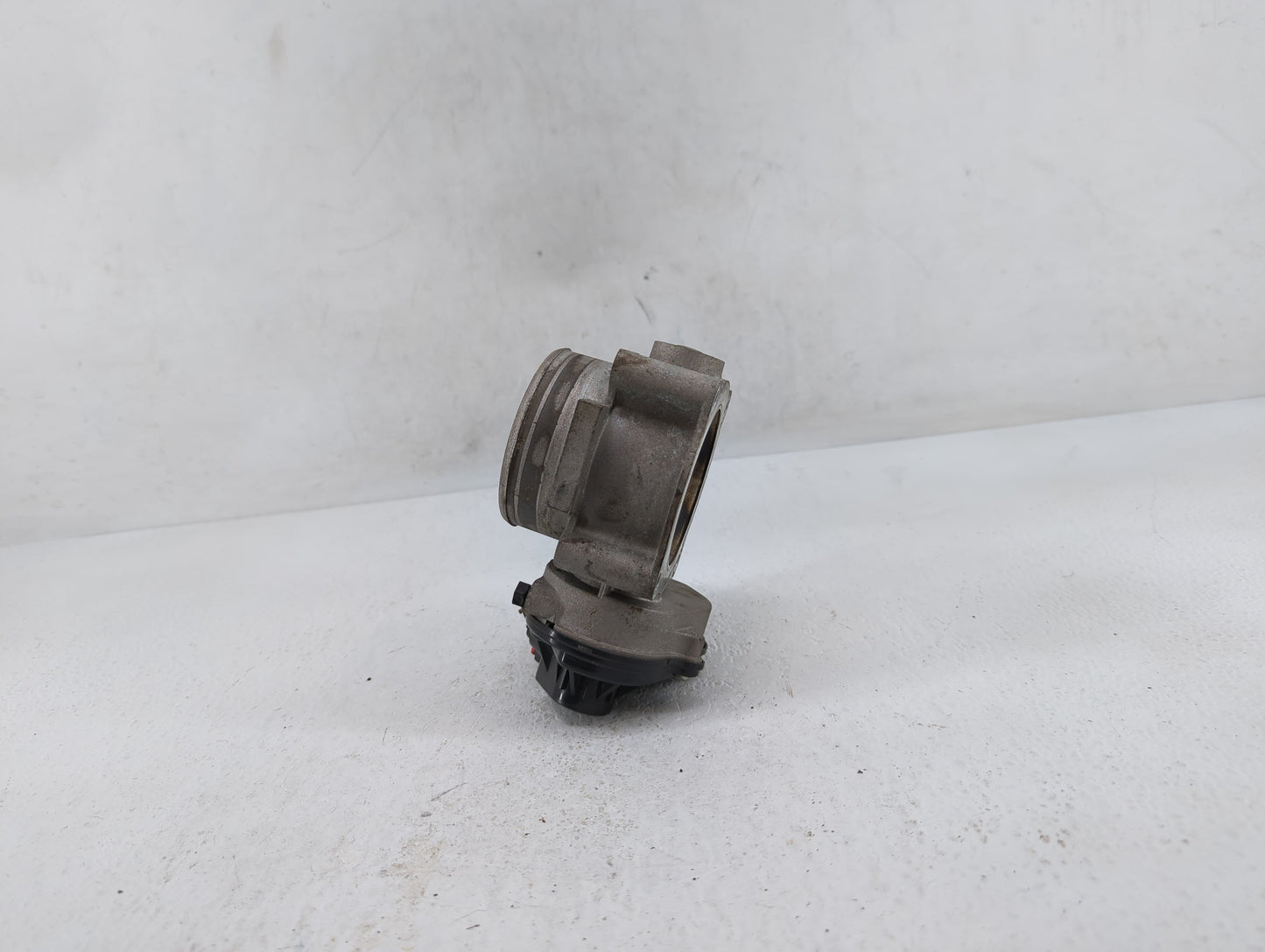 2007-2012 Lincoln Mkz Throttle Body P/N:101007 2 7T4E-EC Fits Fits 2007 2008 2009 2010 2011 2012 2013 2014 OEM Used Auto Par