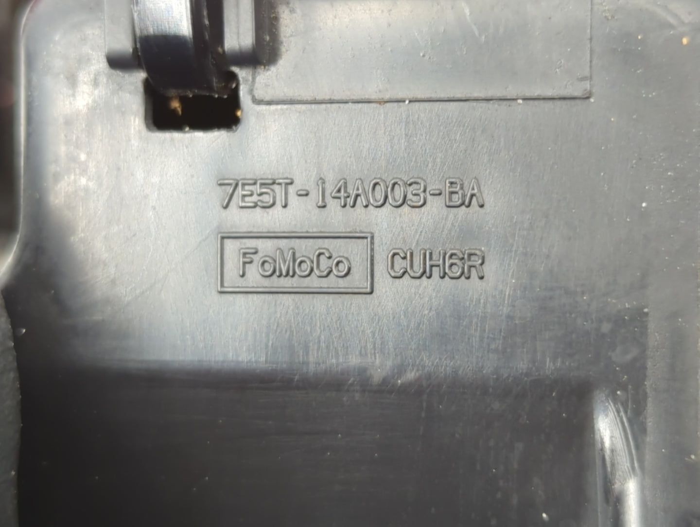 2007-2010 Lincoln Mkz Fusebox Fuse Box Panel Relay Module P/N:7E5T-14A003-AB Fits Fits 2007 2008 2009 2010 OEM Used Auto Par