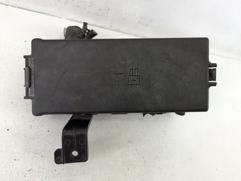 compare product 2007-2010 Lincoln Mkz Fusebox Fuse Box Panel Relay Module P/N:AH6T-14290-A 7H6T-14290-A Fits Fits 2007 2008 2009 2010 OEM Used Auto Parts