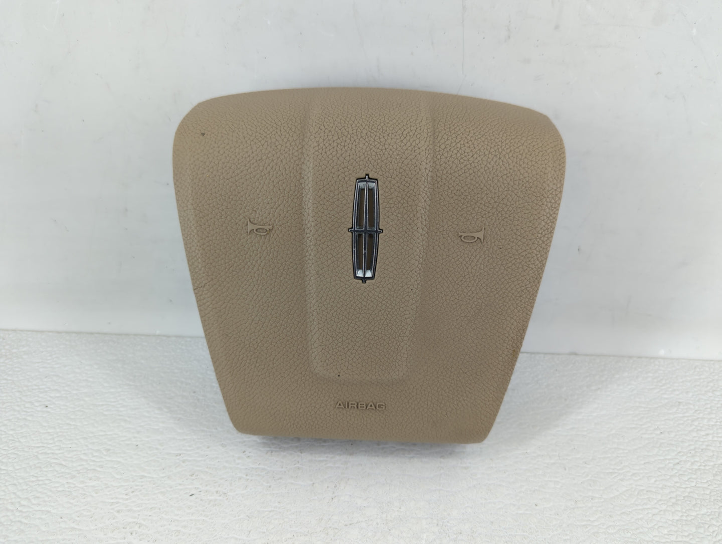 2009 Lincoln Navigator Air Bag Driver Left Steering Wheel Mounted P/N:34042489A Fits OEM Used Auto Parts - Oemusedautoparts1