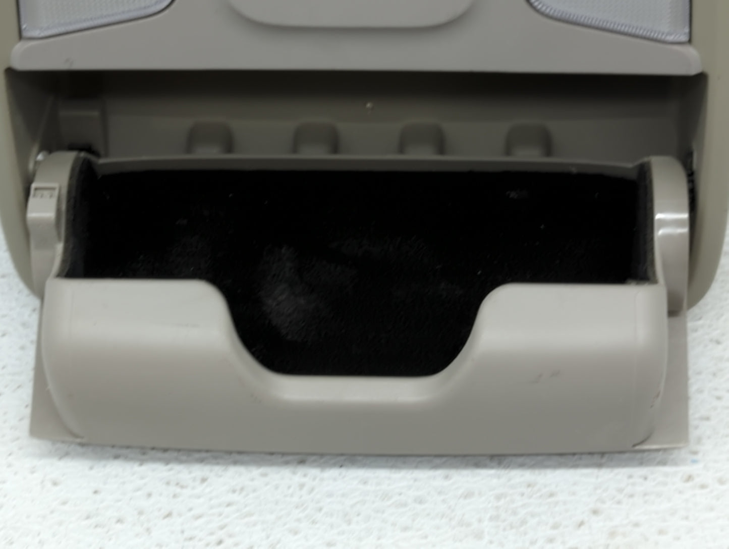 2009-2010 Lincoln Navigator Overhead Roof Console Beige - Oemusedautoparts1.com