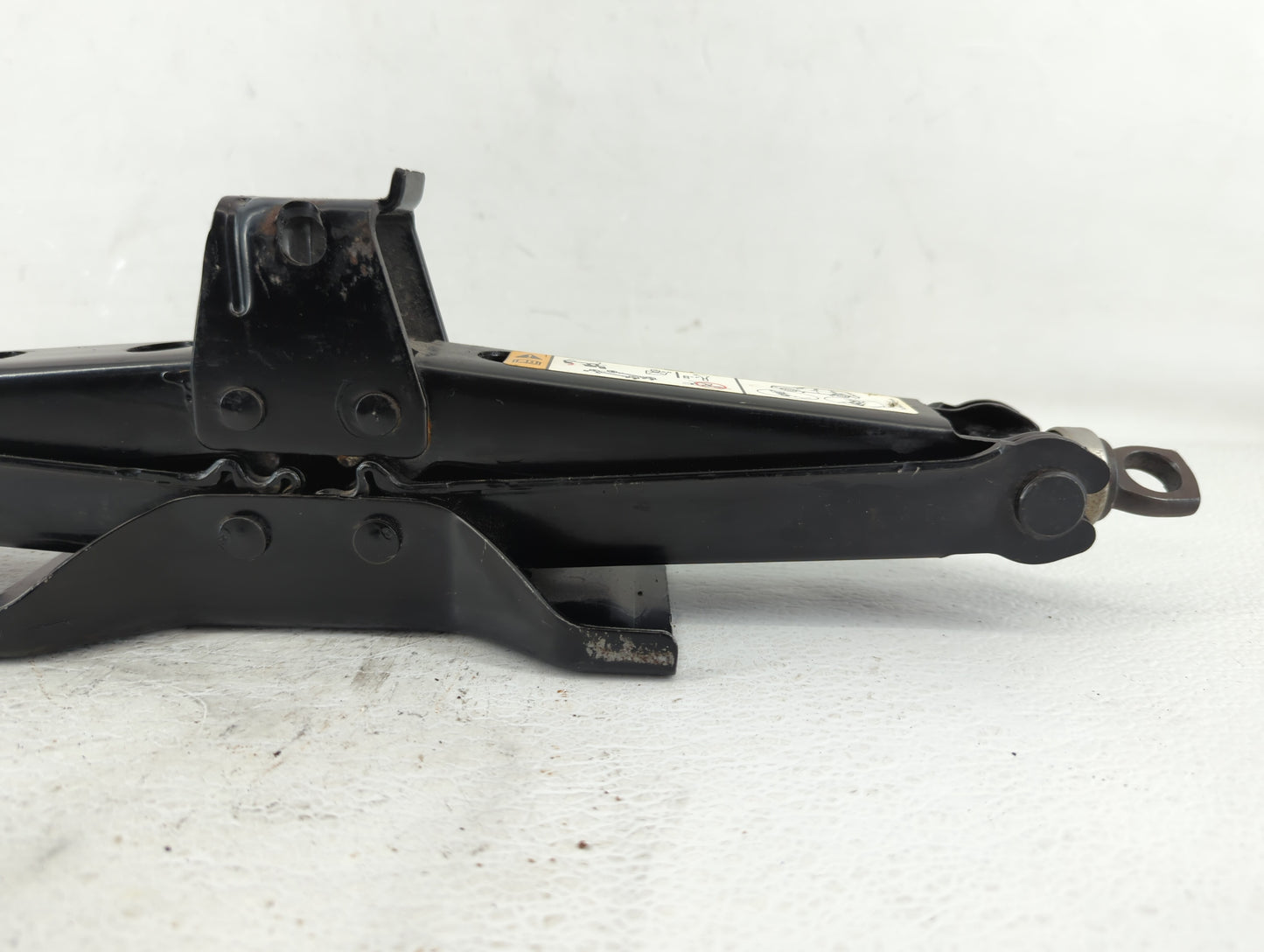 2009 Lincoln Navigator Spare Scissor Car Jack 536743 - Oemusedautoparts1.com