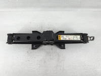2009 Lincoln Navigator Spare Scissor Car Jack - Oemusedautoparts1.com