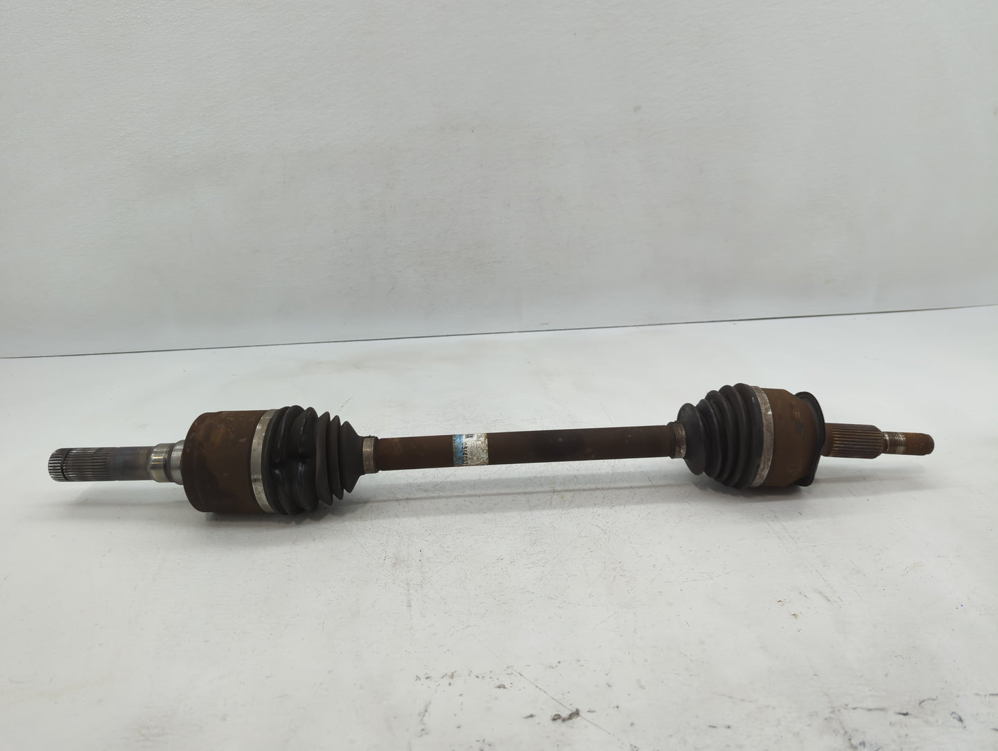 2009 Lincoln Navigator Axle Shaft Front Passenger Cv C/v - Oemusedautoparts1.com