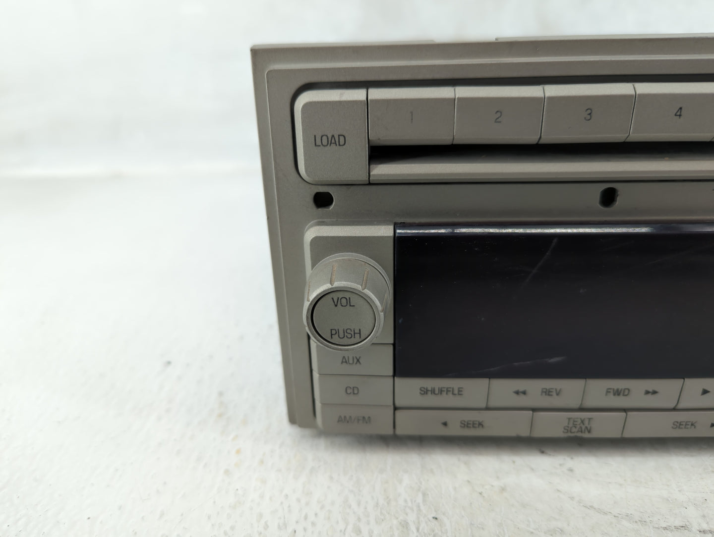 2009 Lincoln Navigator Am Fm Cd Player Radio Receiver - Oemusedautoparts1.com
