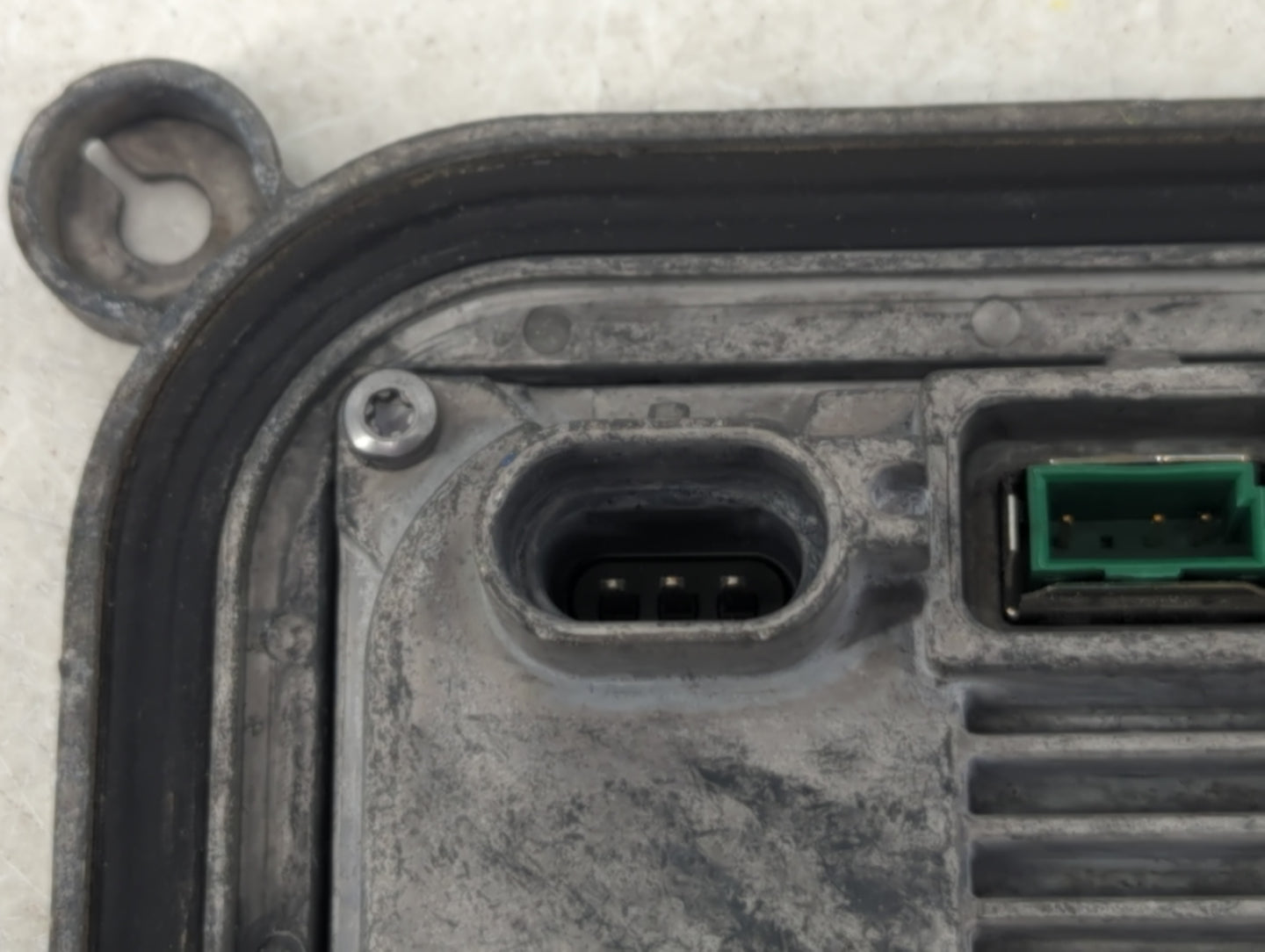 Lincoln Navigator Headlight Ballast Head Light - Oemusedautoparts1.com