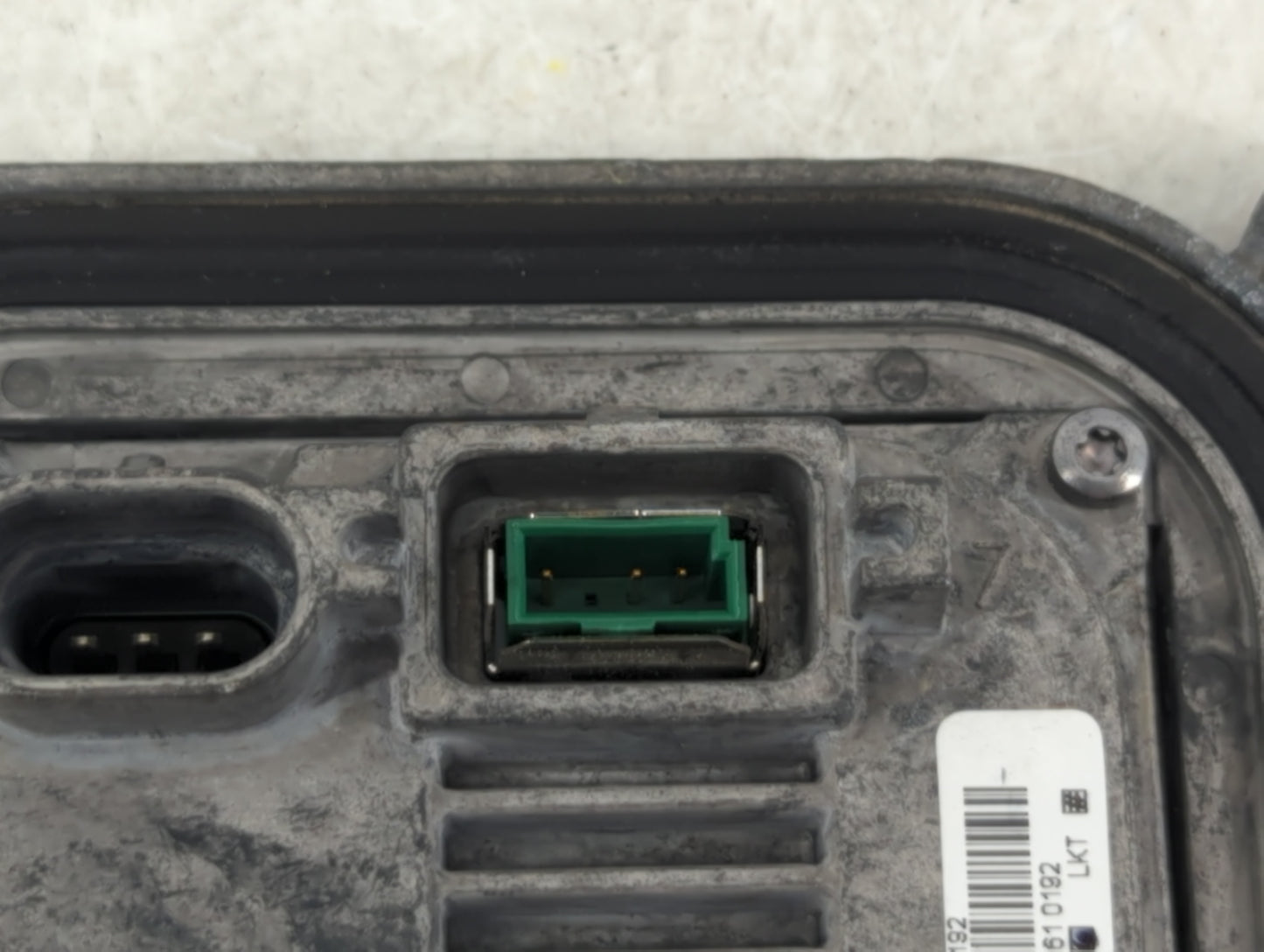 Lincoln Navigator Headlight Ballast Head Light - Oemusedautoparts1.com